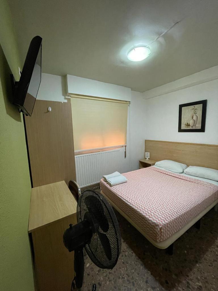 Hostal Milmarcos