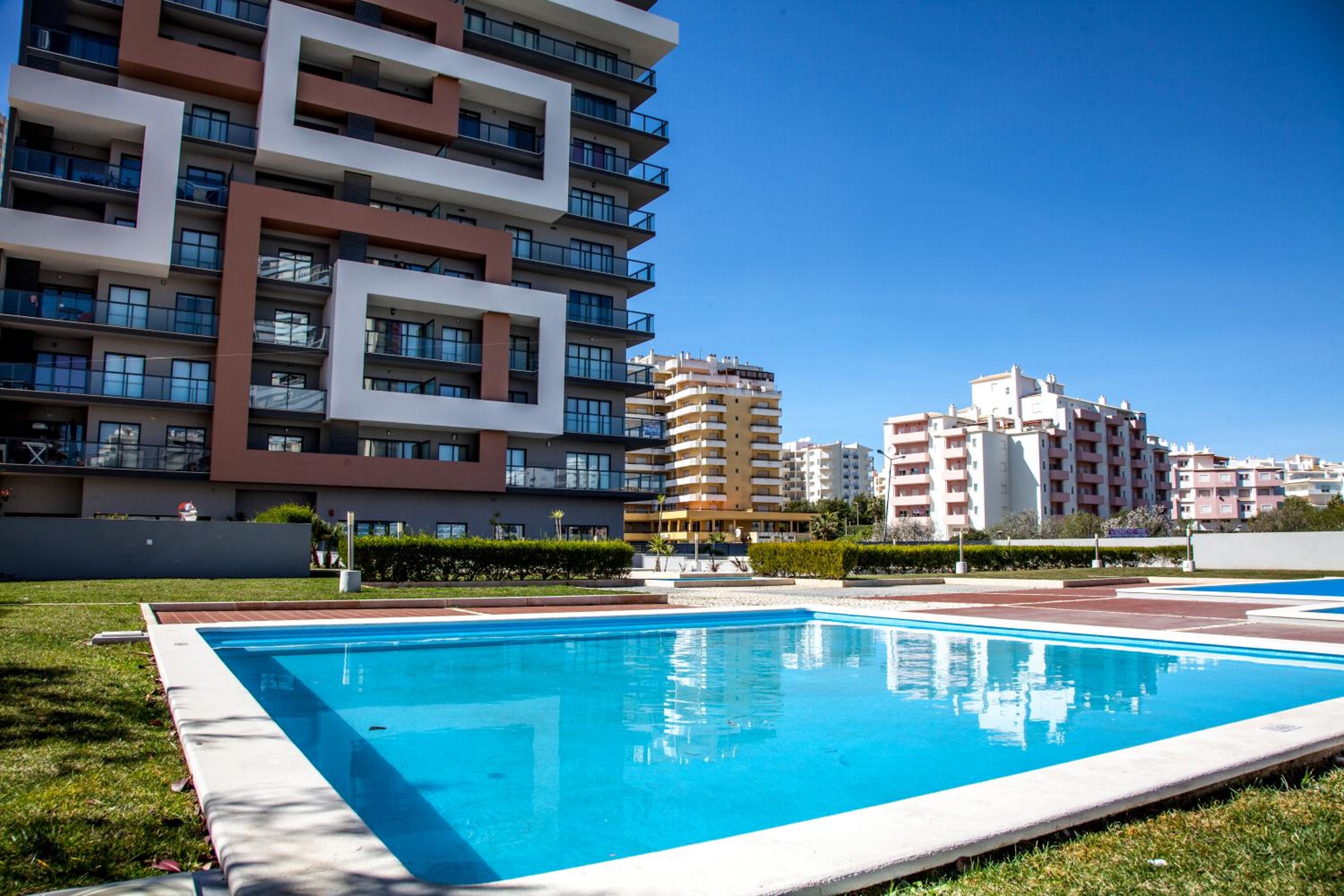 Rocha Tower 13D - Skyline Ocean View view 3