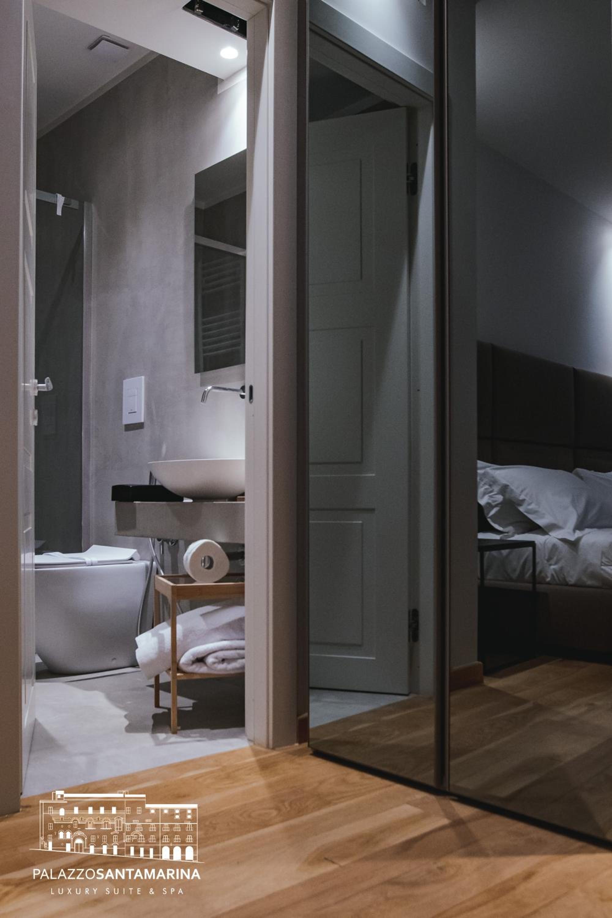 PALAZZO SANTAMARINA Luxury Suite & Spa