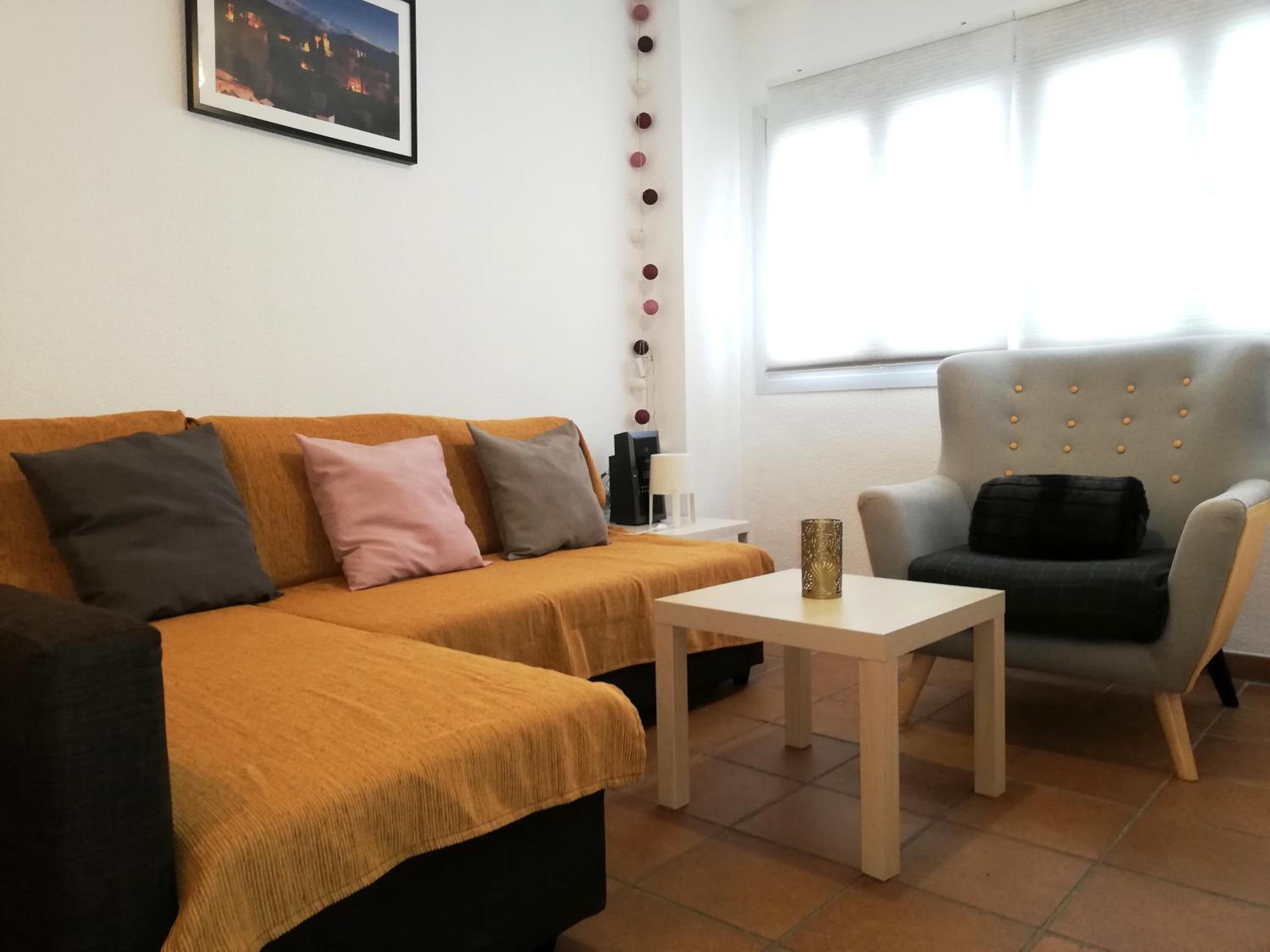 Apartamentos Arttyfal con parking y WiFi by SURYNIEVE photo 4