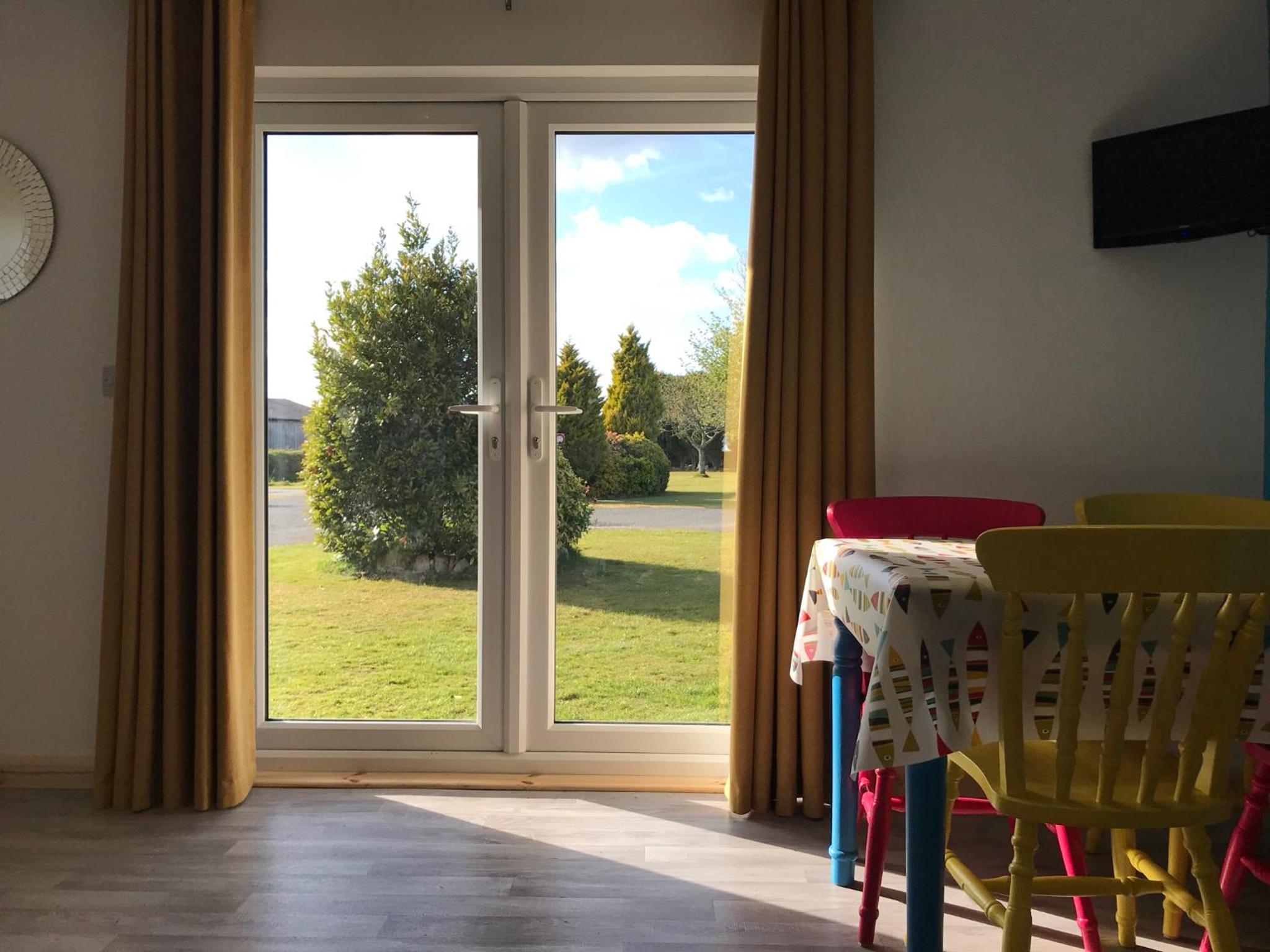 Kingfisher Glamping Cabin view 5
