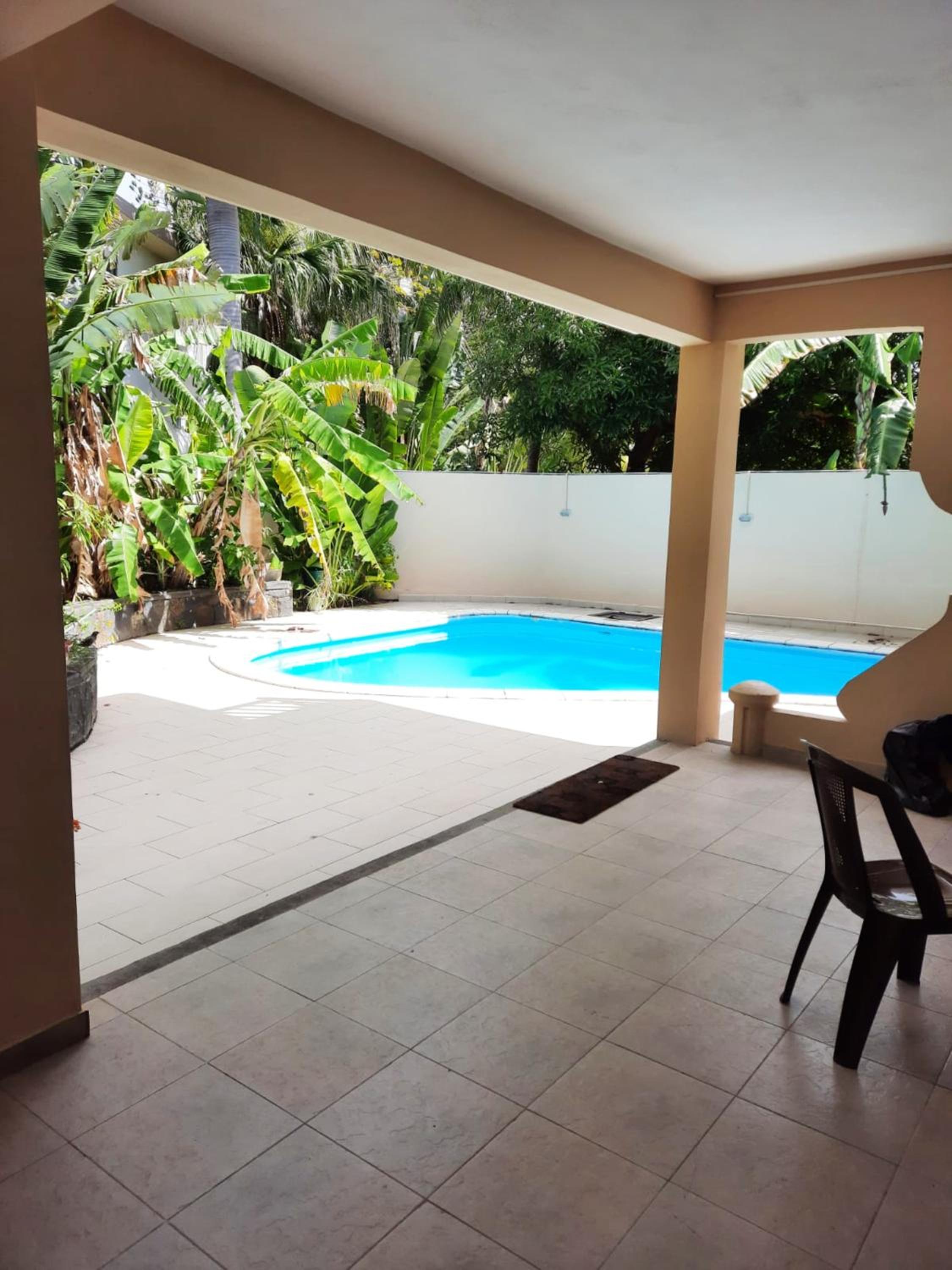 Comfortable apartment in Blue Bay with shared pool view 4