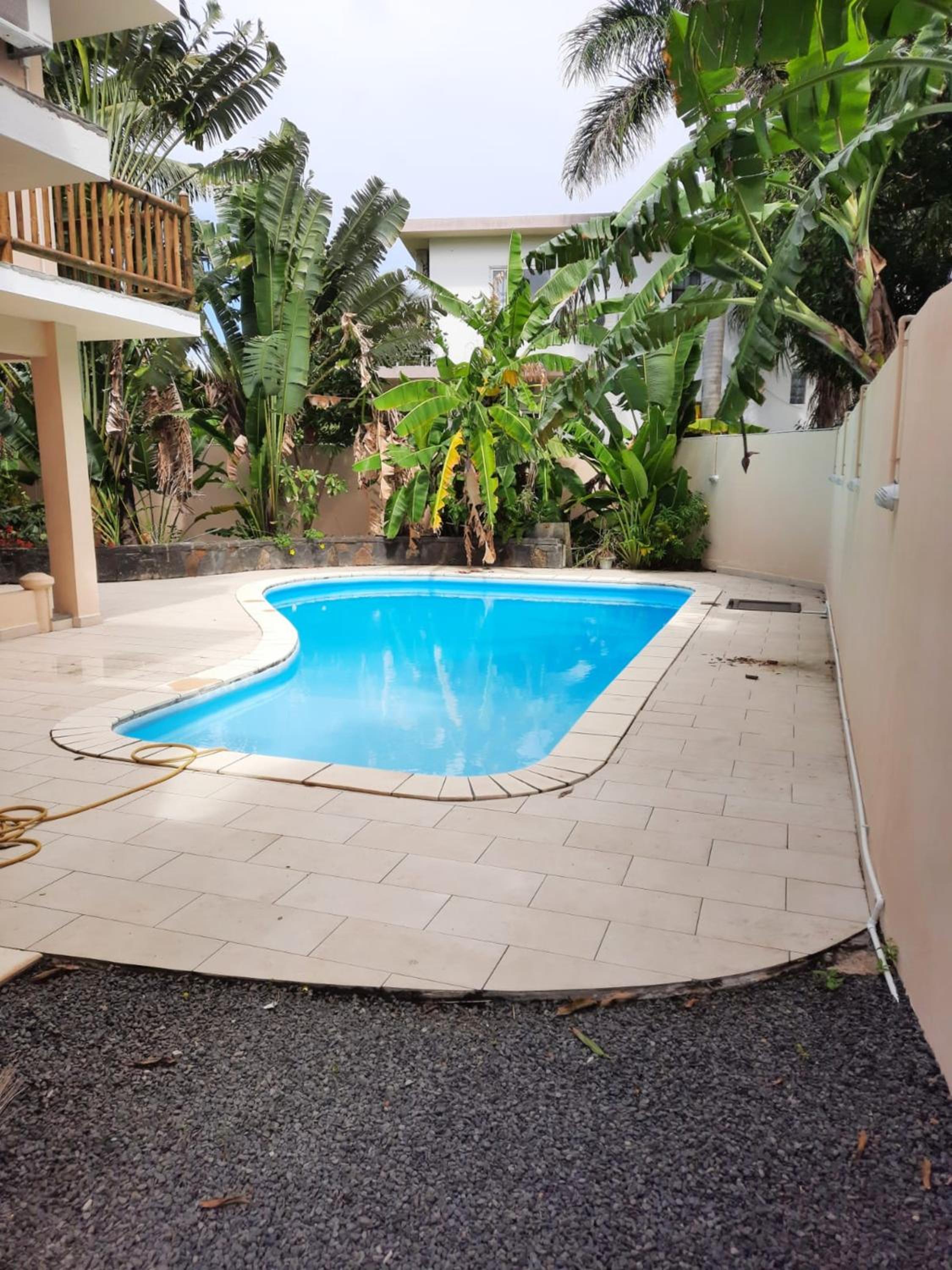 Comfortable apartment in Blue Bay with shared pool view 2
