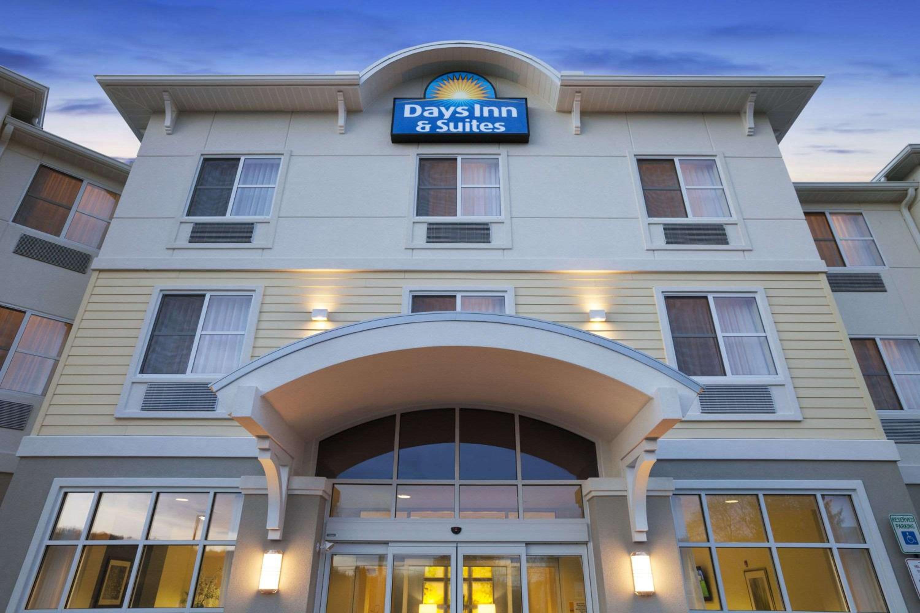 Sleep Inn & Suites Altoona North