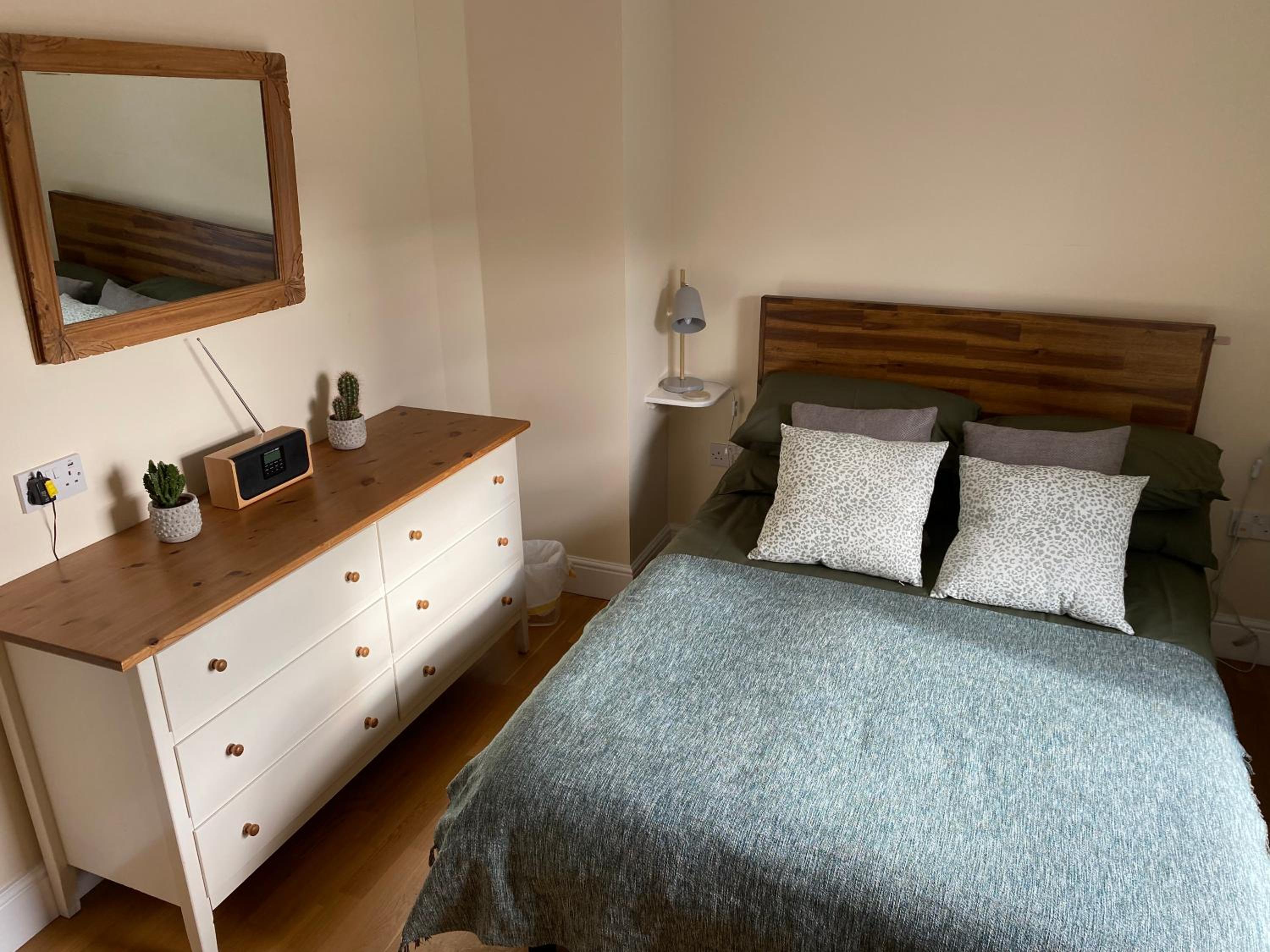 Lovely apartment in beautiful coastal village view 4