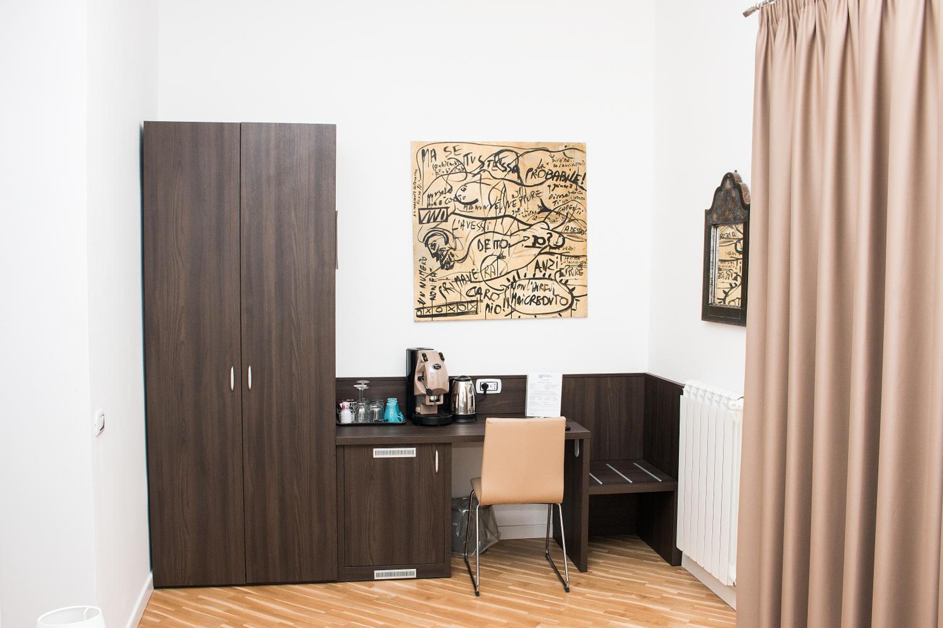 BARBAJA SUITES IN STREET TOLEDO 205