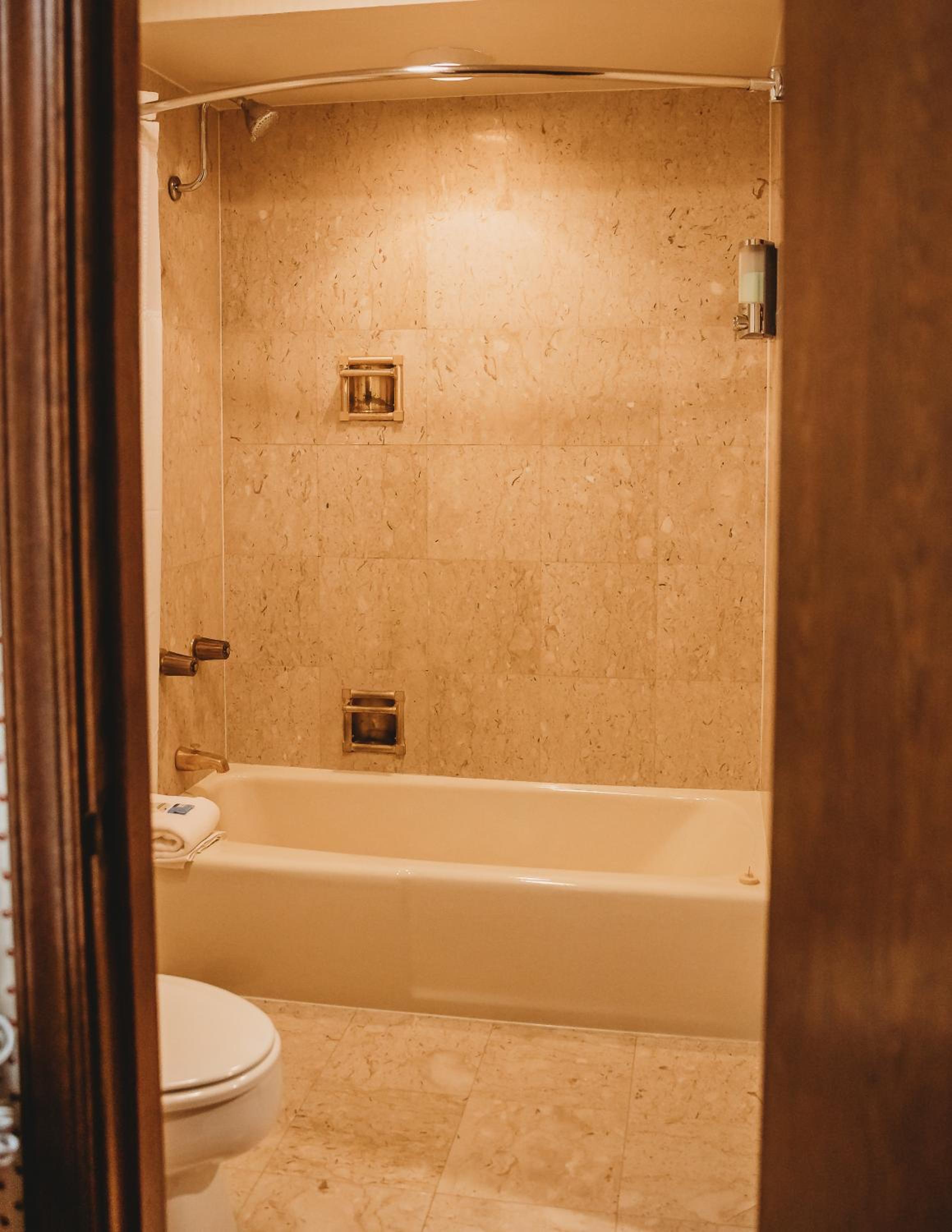 Bartlesville Vacations - Hotel Phillips - Property Image 48