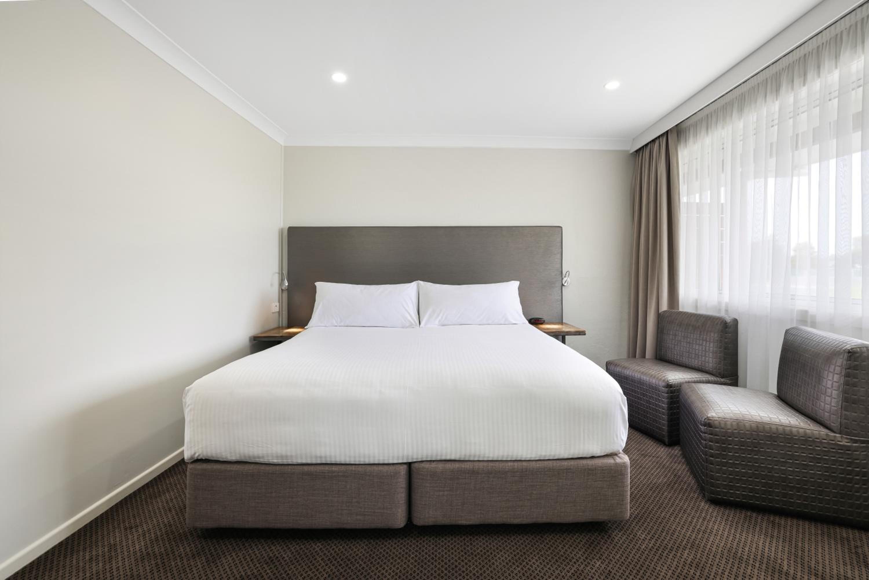 The Duck Inn Apartments