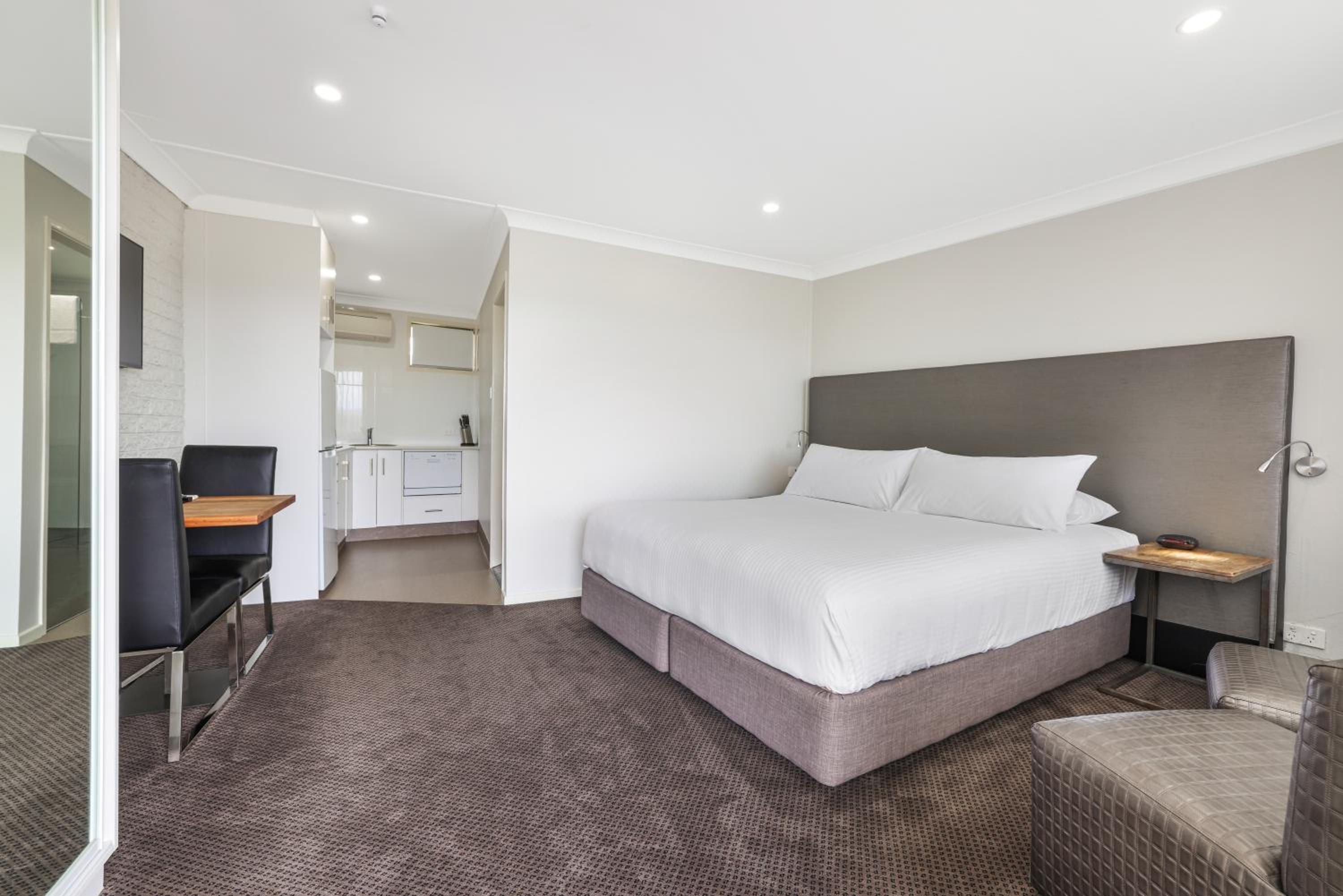 The Duck Inn Apartments