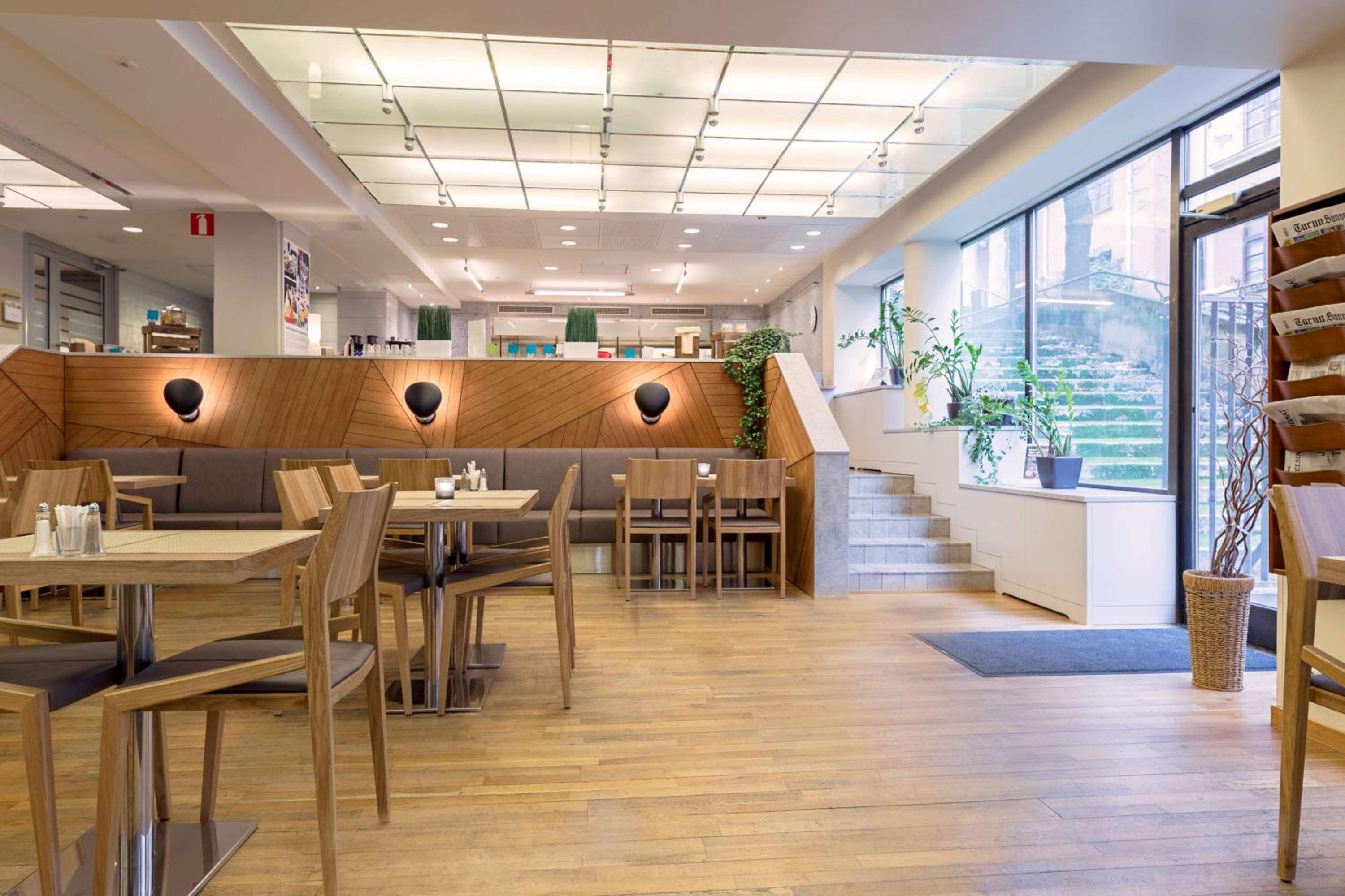 Turku Vacations - Scandic Plaza Turku - Property Image 3