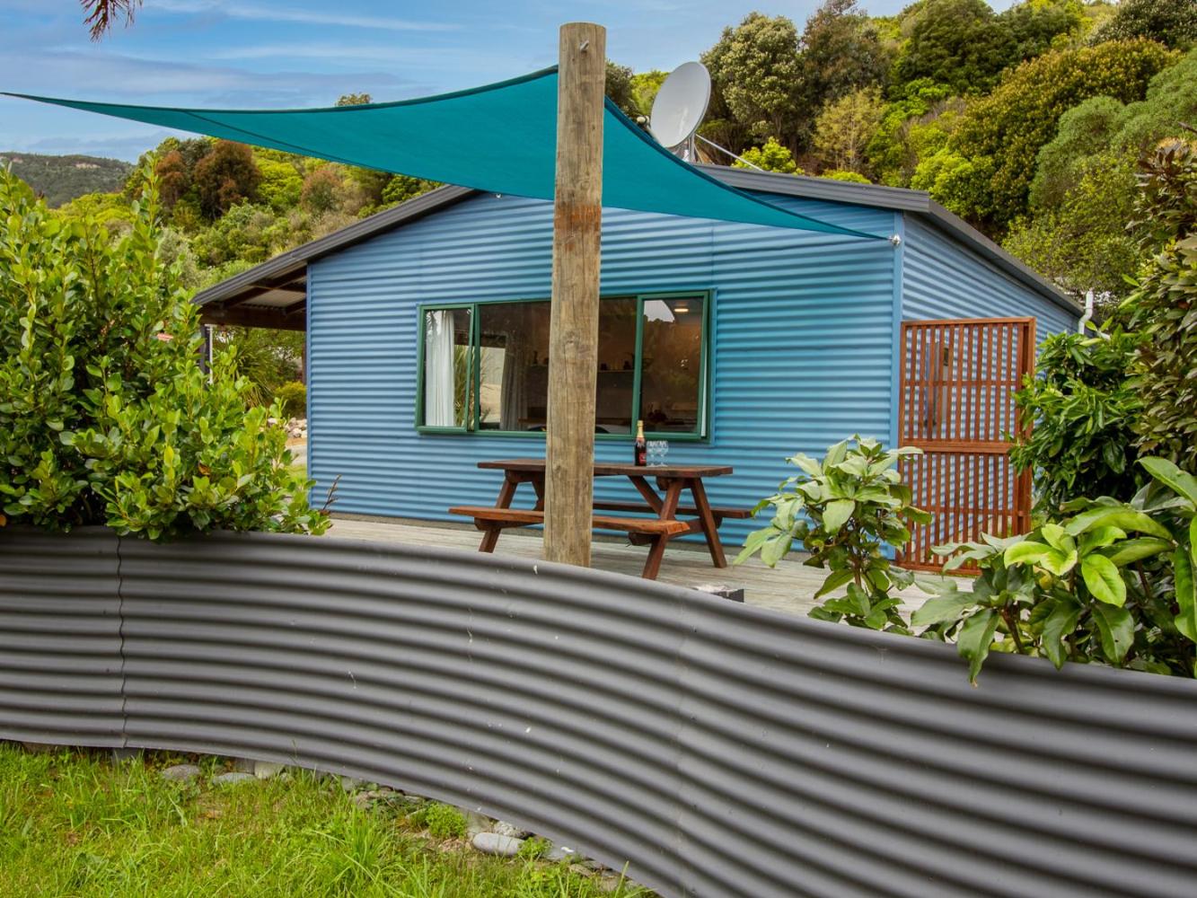 Beachside Bach - Ligar Bay Holiday Home view 5