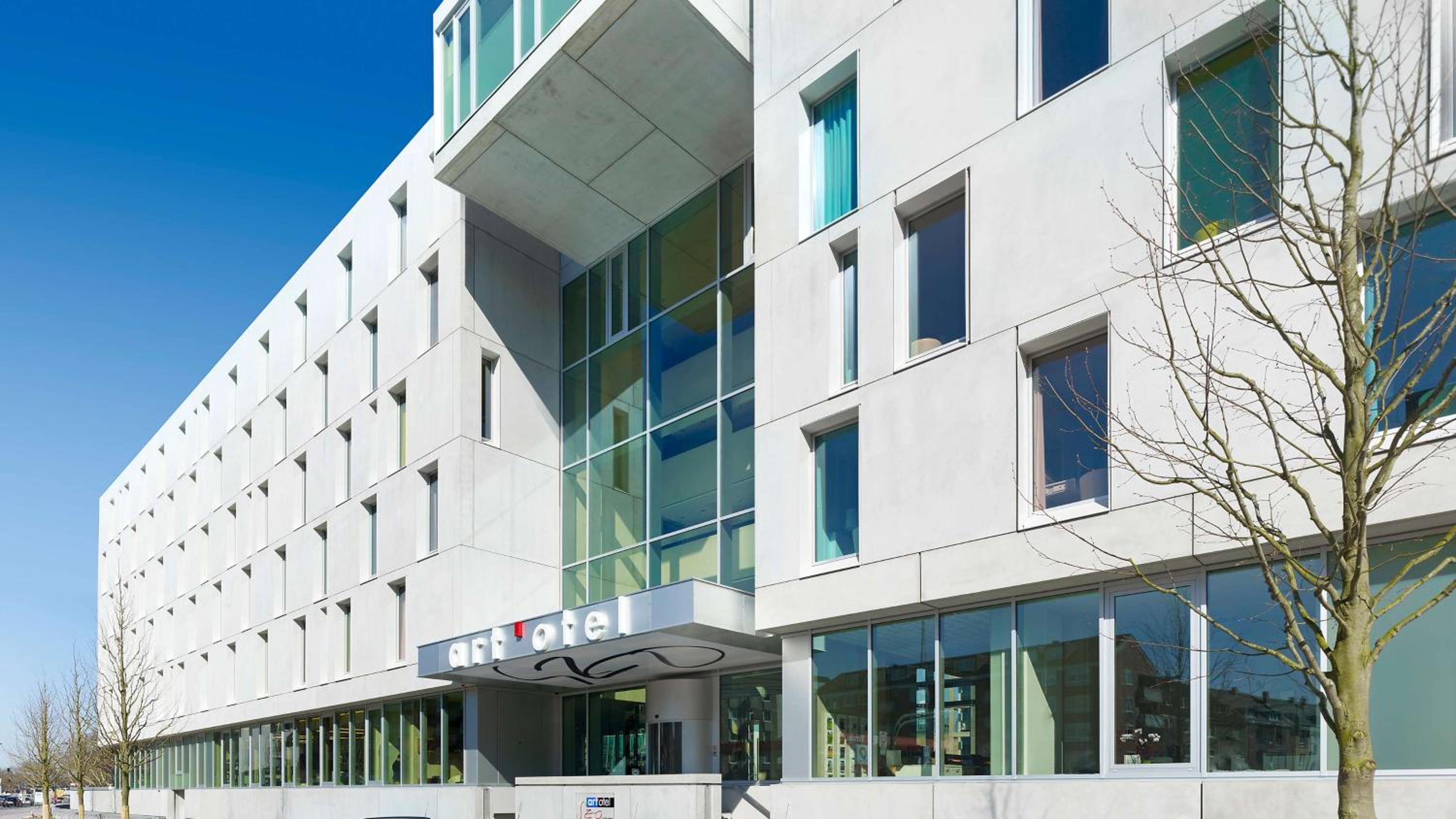 Hotel art'otel cologne, Powered by Radisson Hotels - Image 1