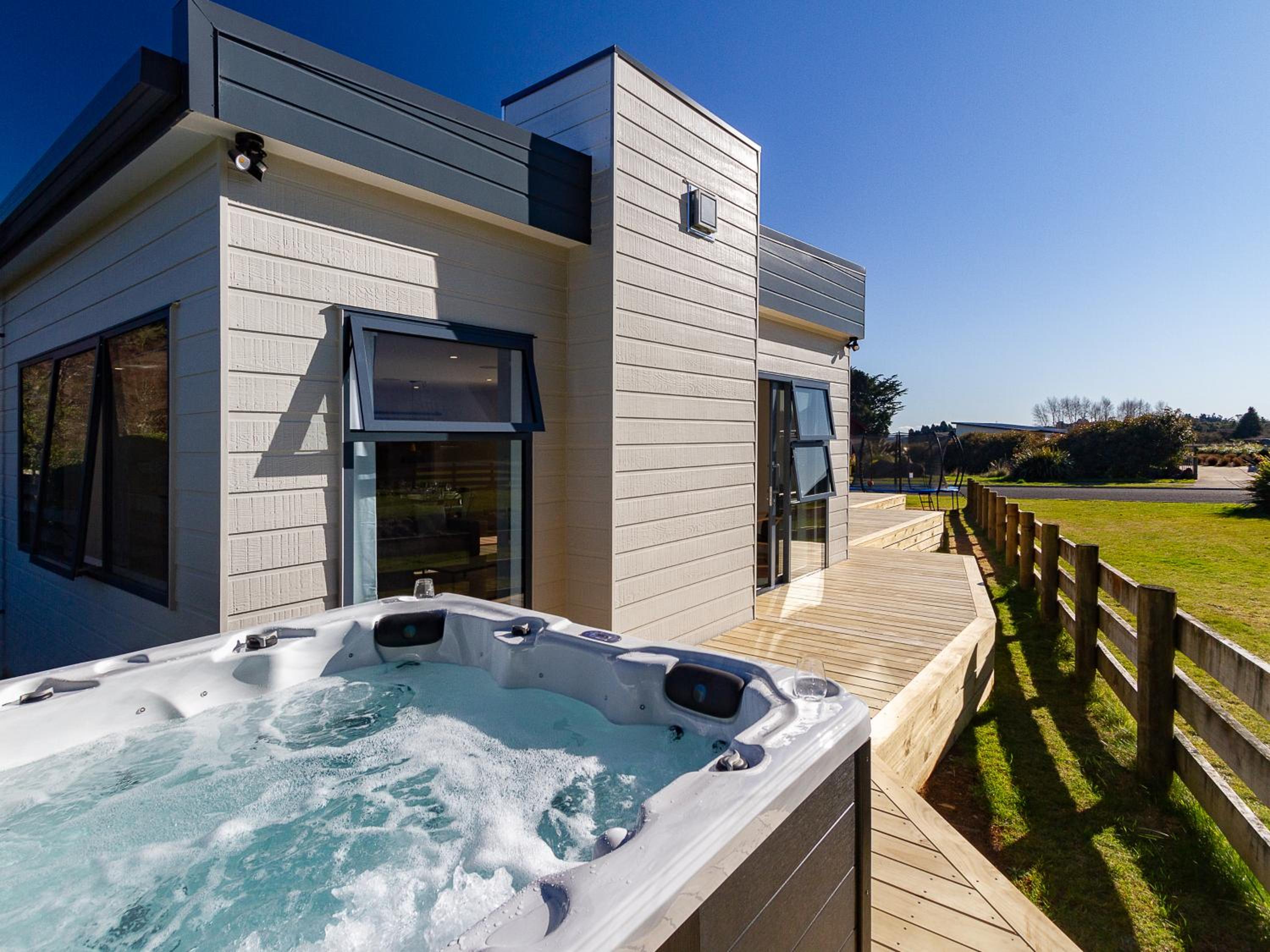 Bluebird on Snowmass - Ohakune Holiday Home view 5