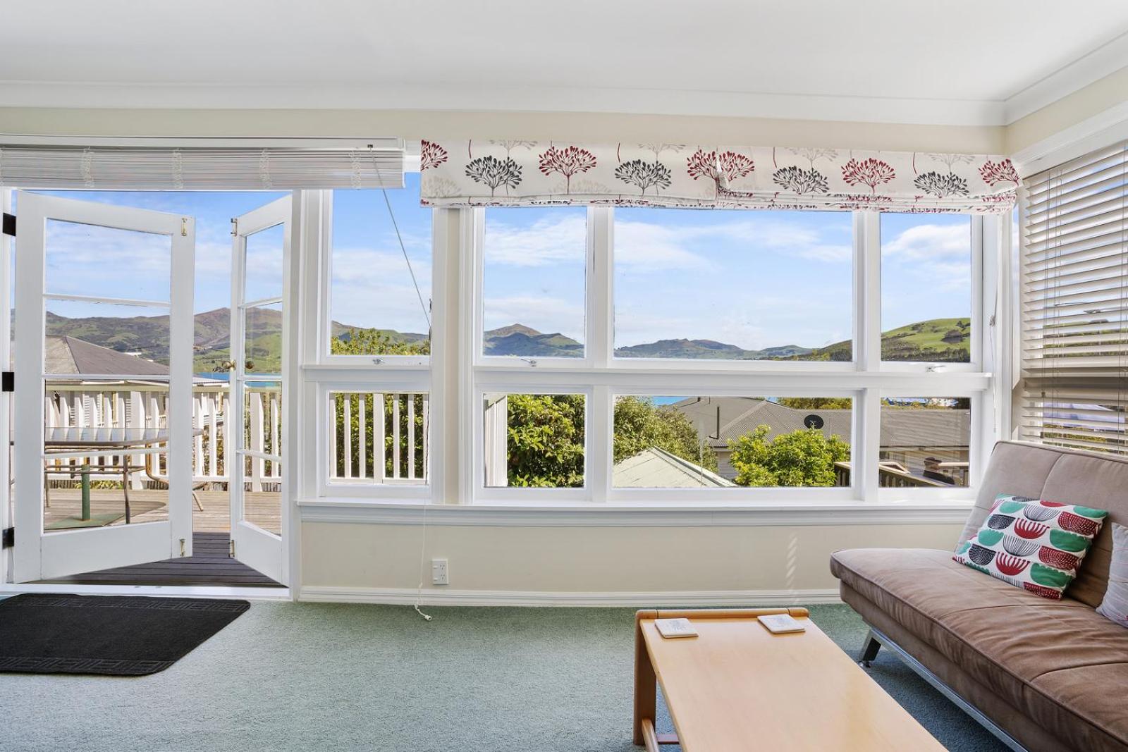 Le Solterre - Akaroa Holiday Home view 3