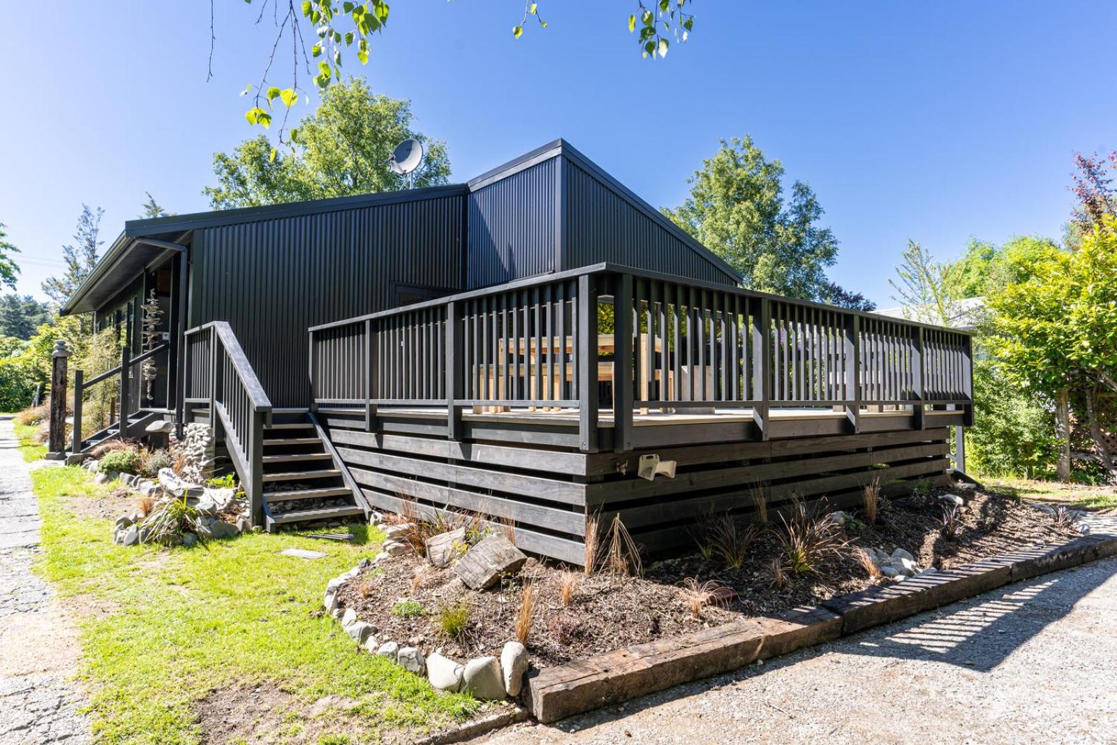 Kete Aronui - Hanmer Springs Holiday Home view 2