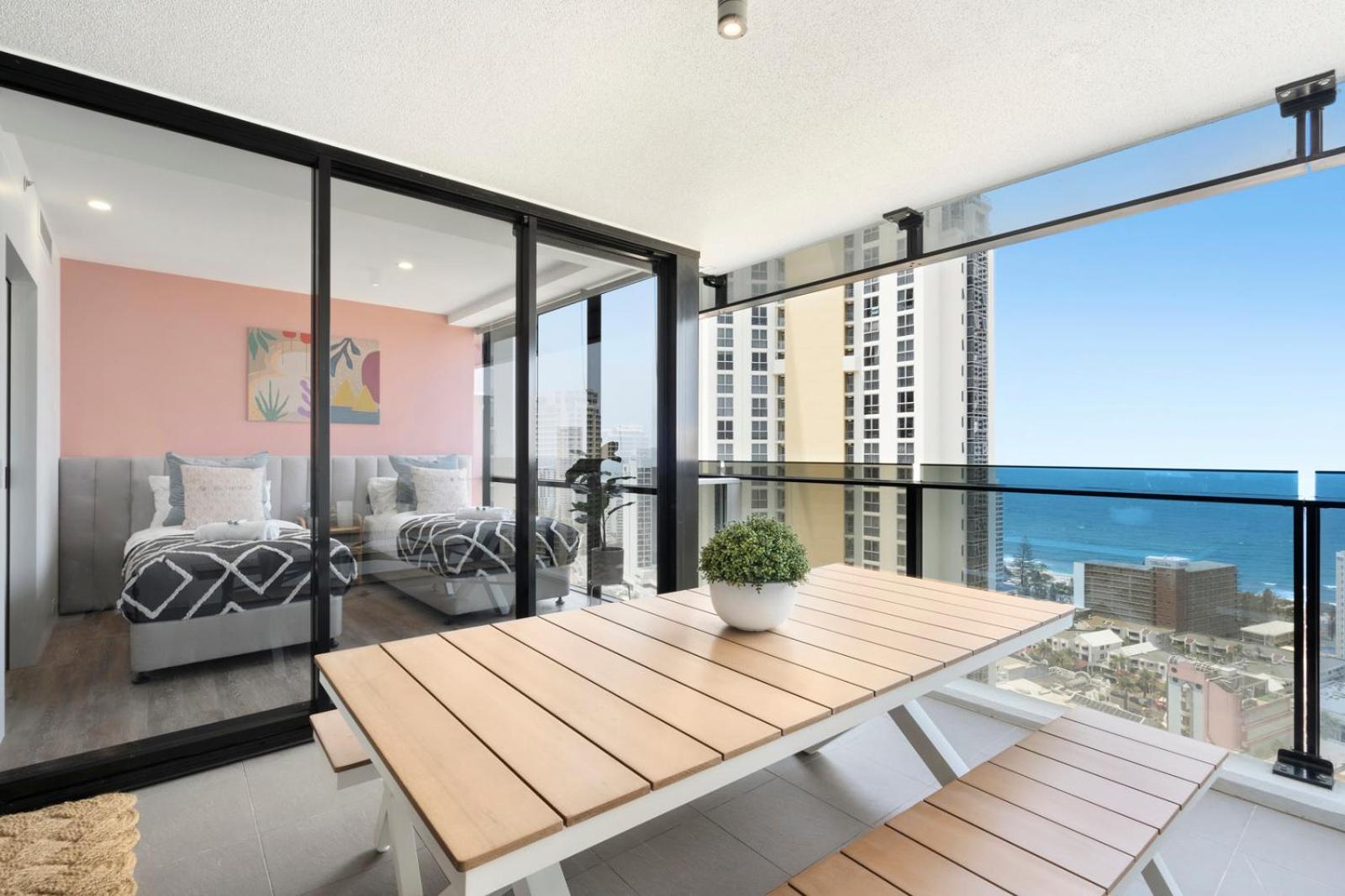 Circle on Cavill 2, 3, 4 & 5 Bedroom SkyHomes & SUB PENTHOUSES by Gold Coast Holidays
