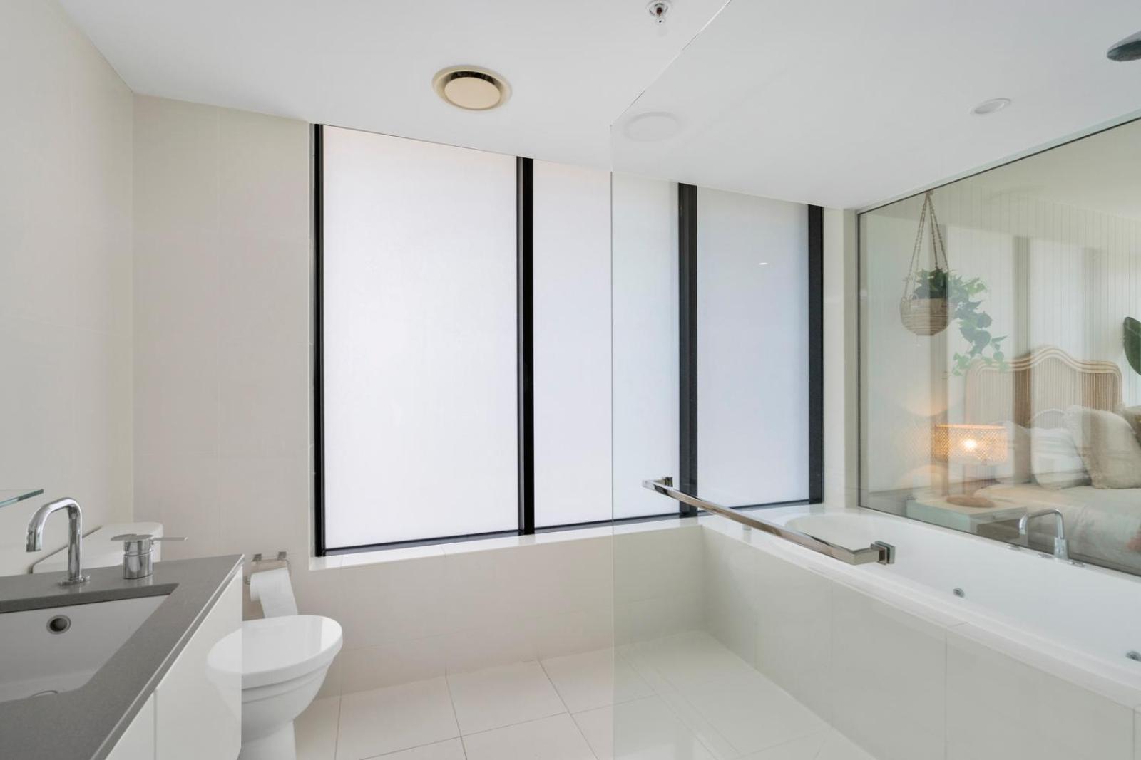 Circle on Cavill 2, 3, 4 & 5 Bedroom SkyHomes & SUB PENTHOUSES by Gold Coast Holidays