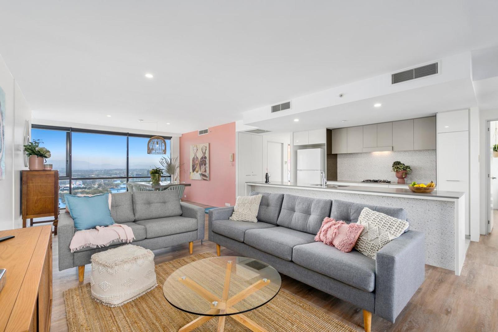 Circle on Cavill 2, 3, 4 & 5 Bedroom SkyHomes & SUB PENTHOUSES by Gold Coast Holidays