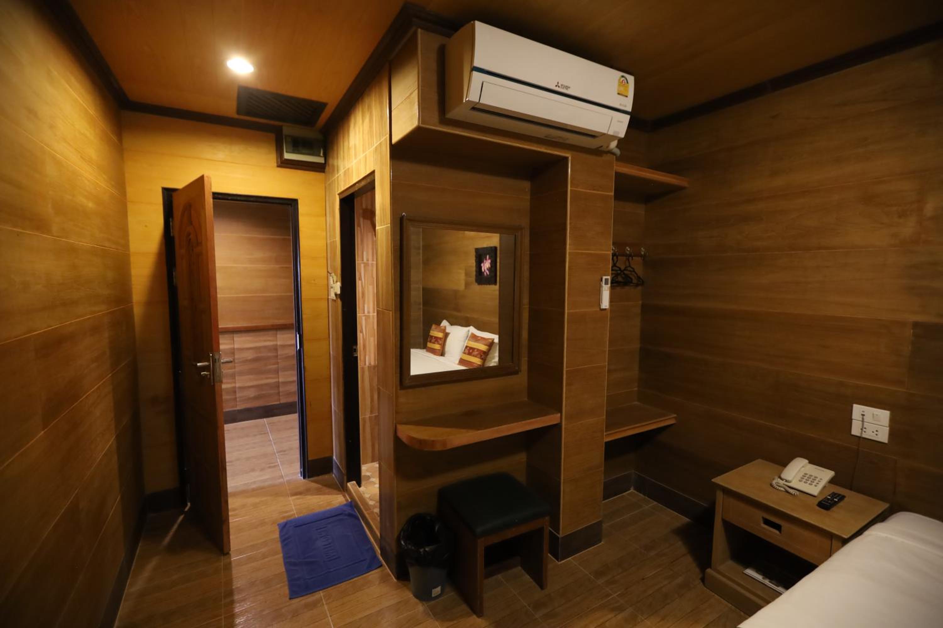 Thai Cozy House