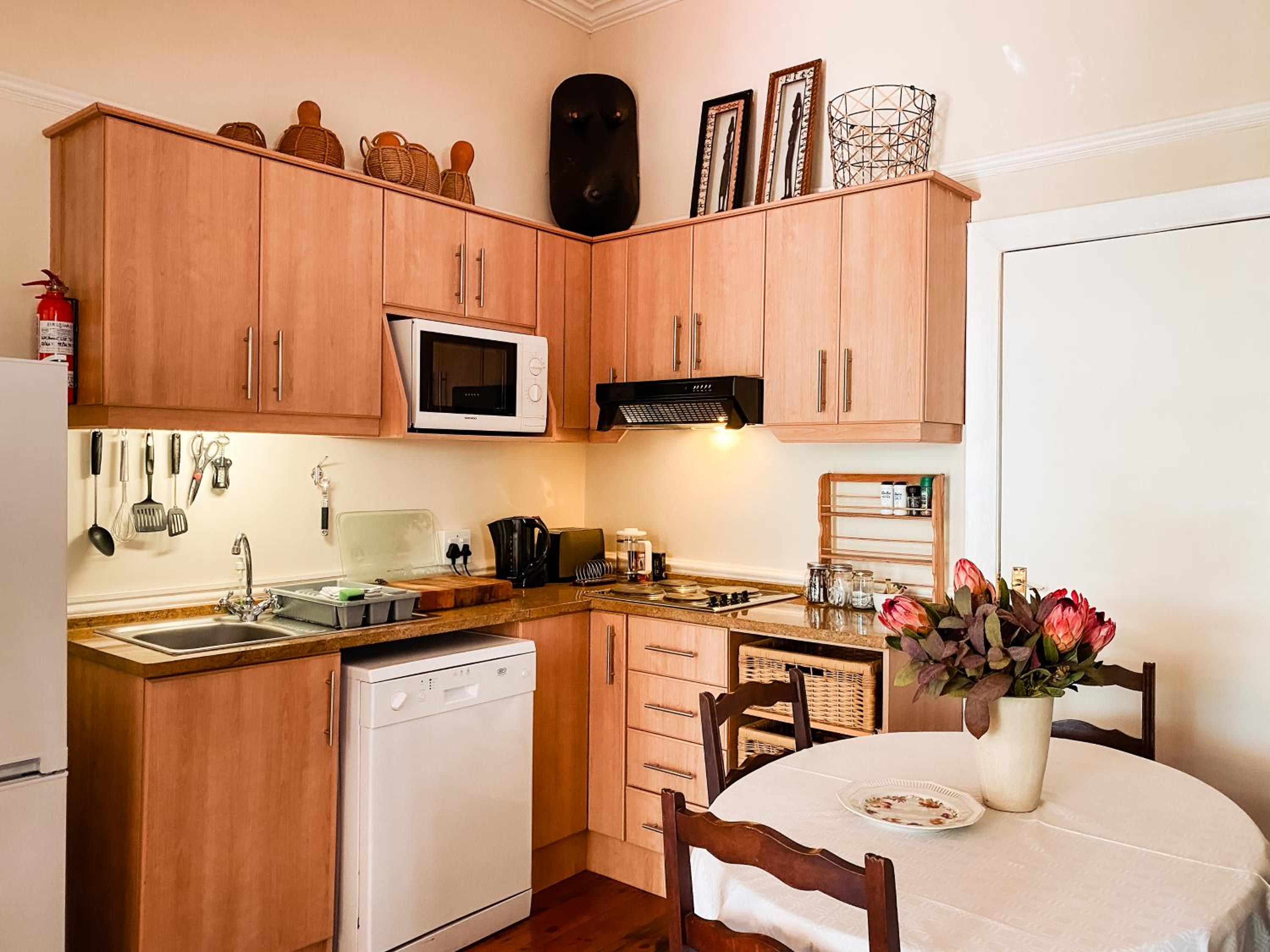 5 Camp Street Guesthouse & Self-catering