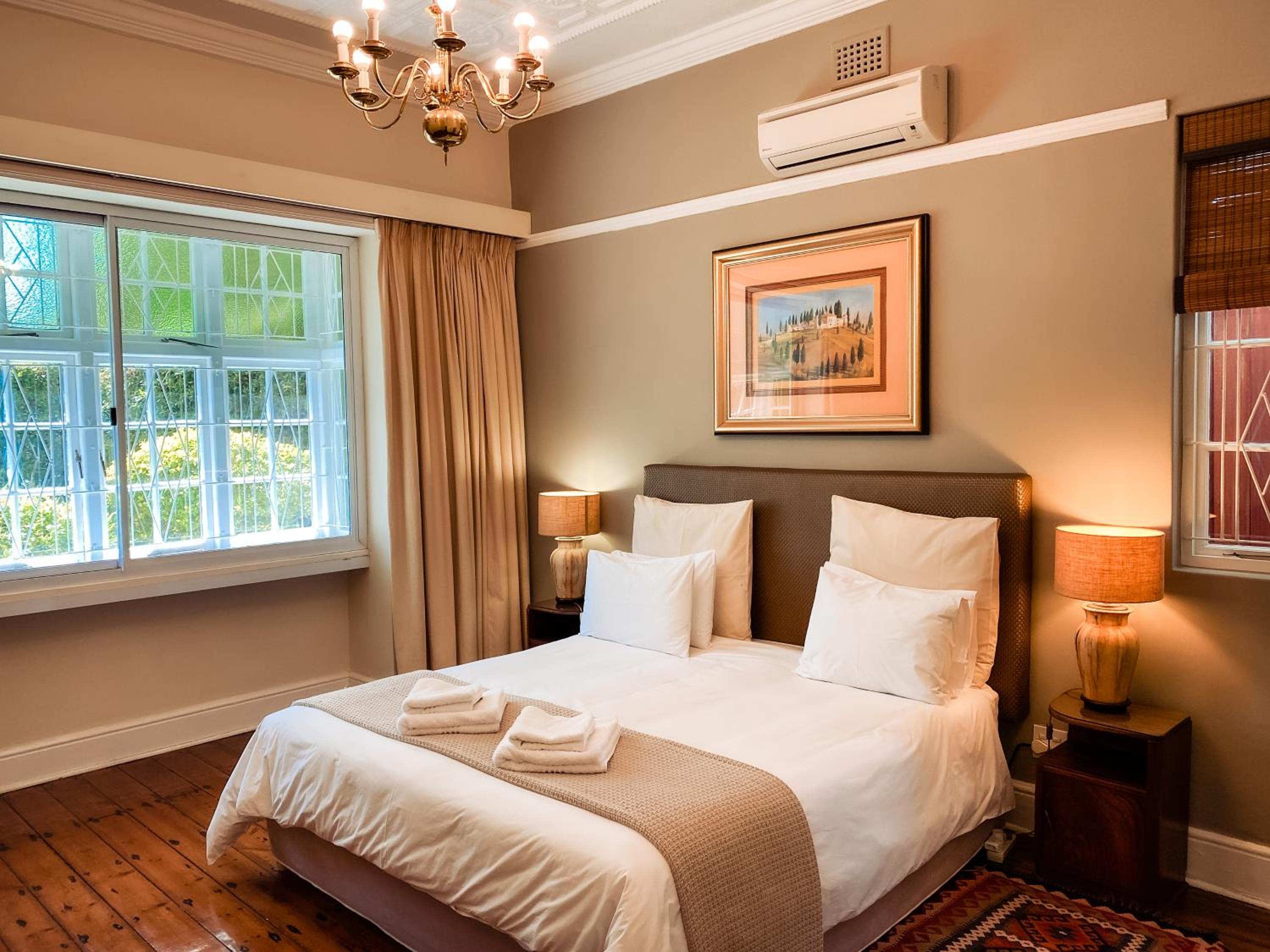 5 Camp Street Guesthouse & Self-catering