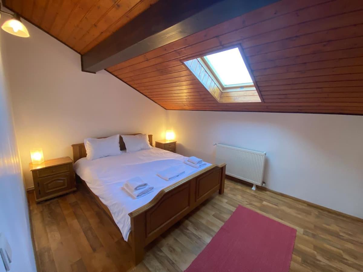 Sirnea Chalet view 5