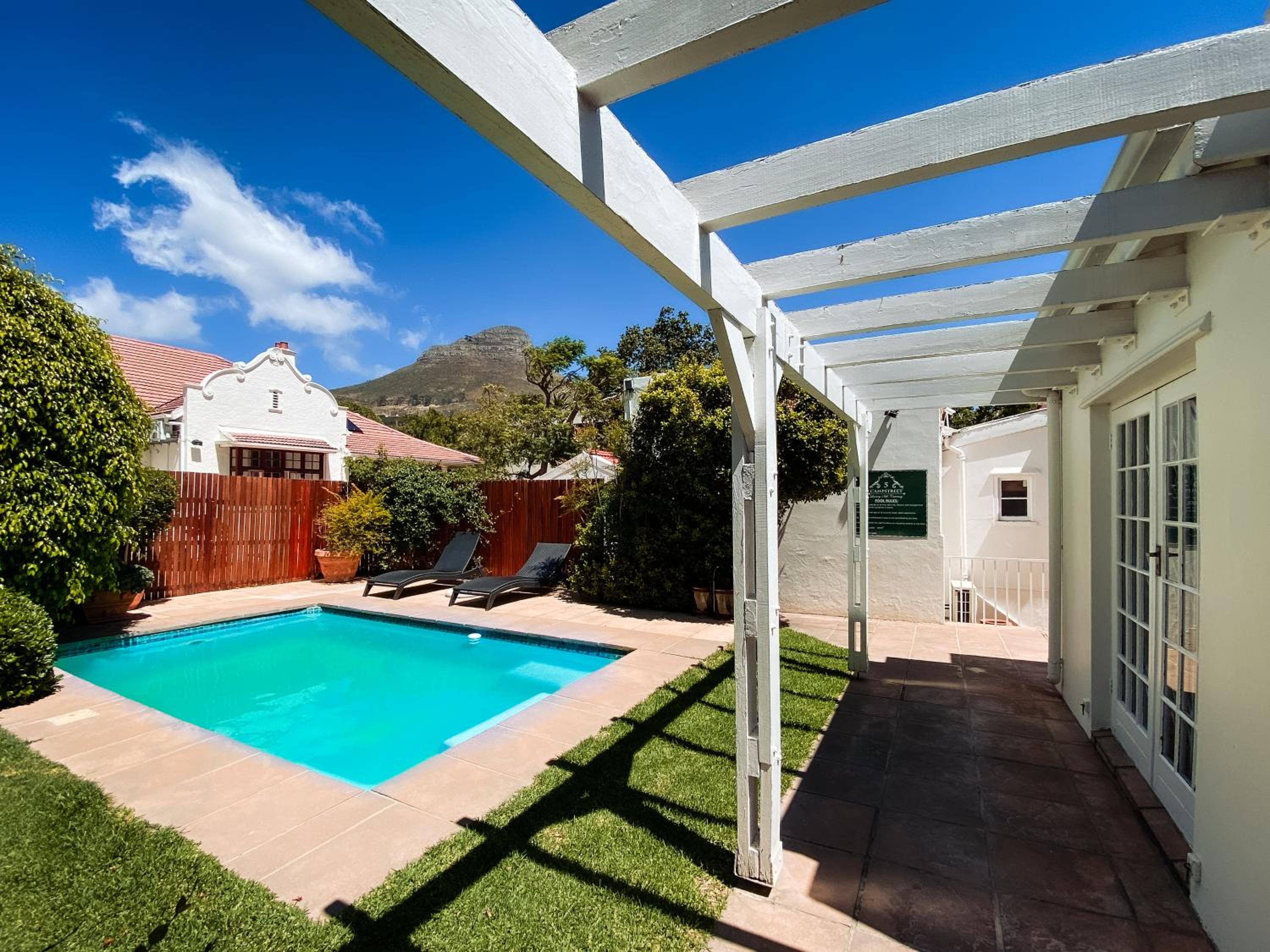 5 Camp Street Guesthouse & Self-catering