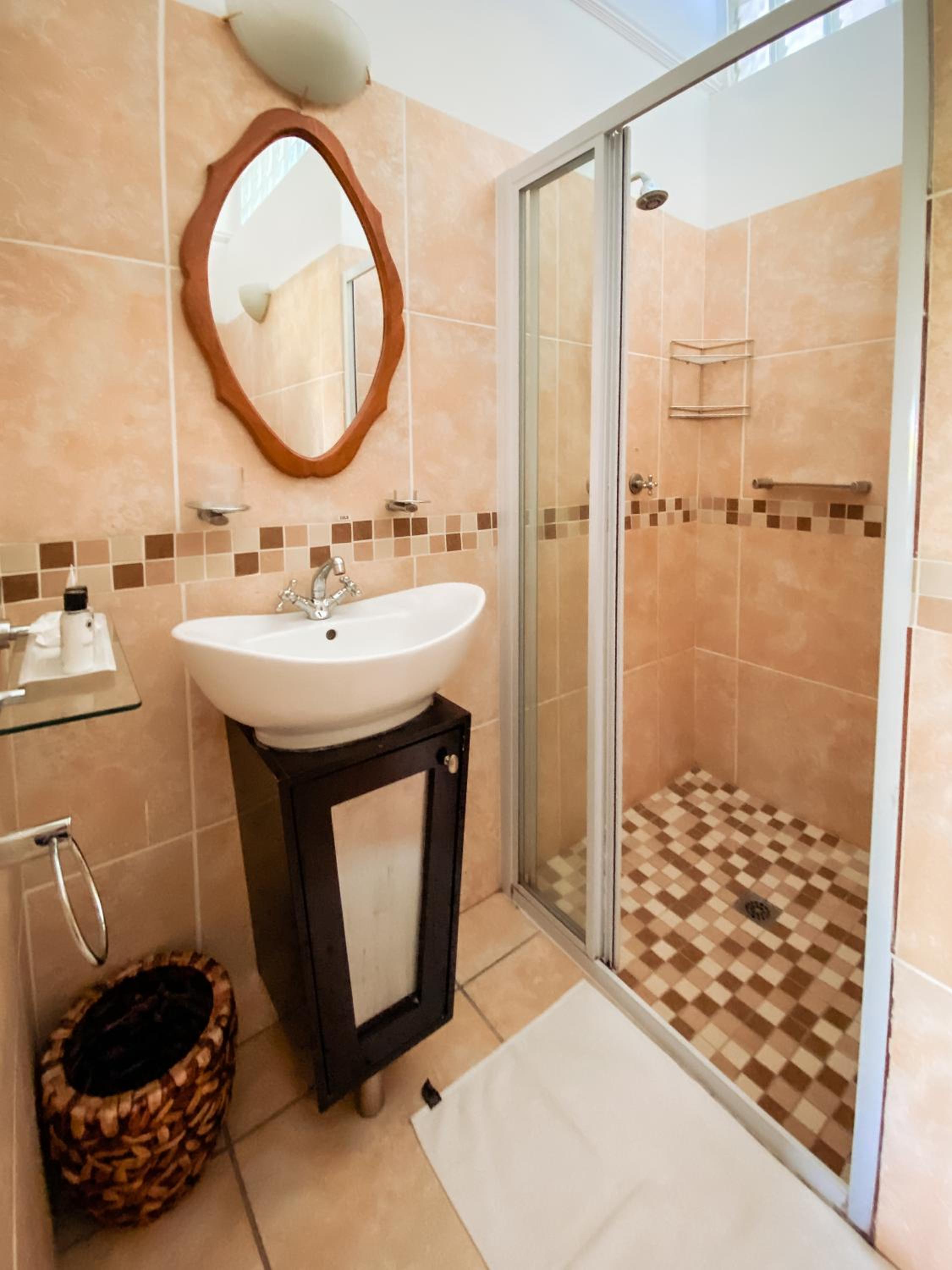 5 Camp Street Guesthouse & Self-catering