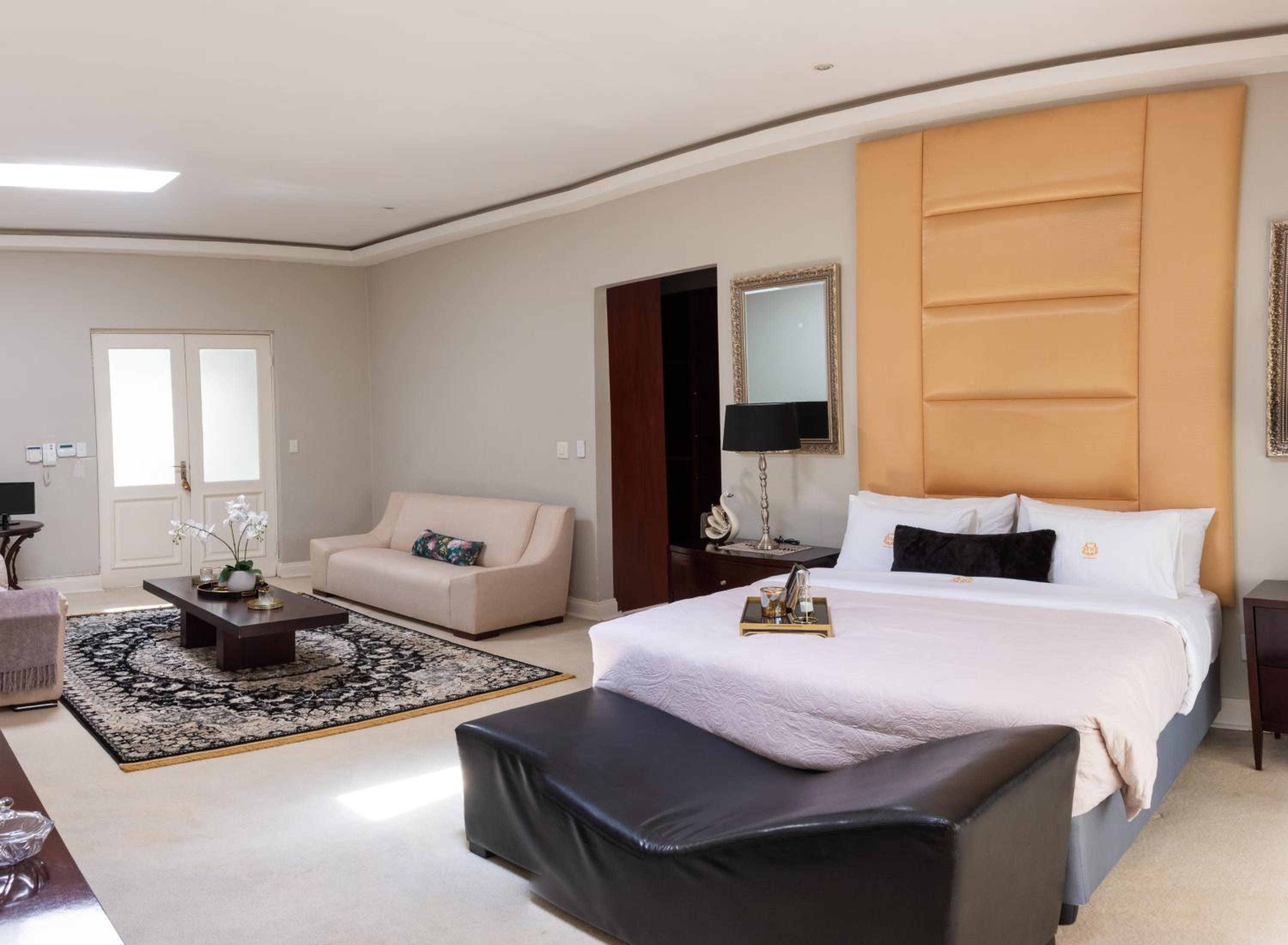 The Houghton Villa