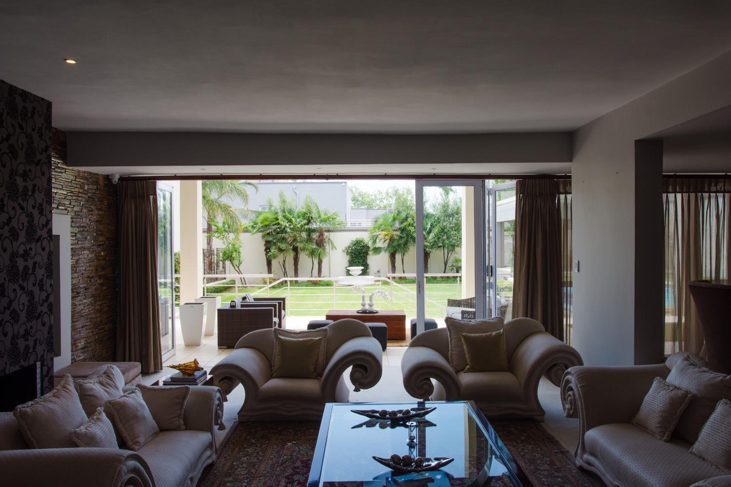 The Houghton Villa