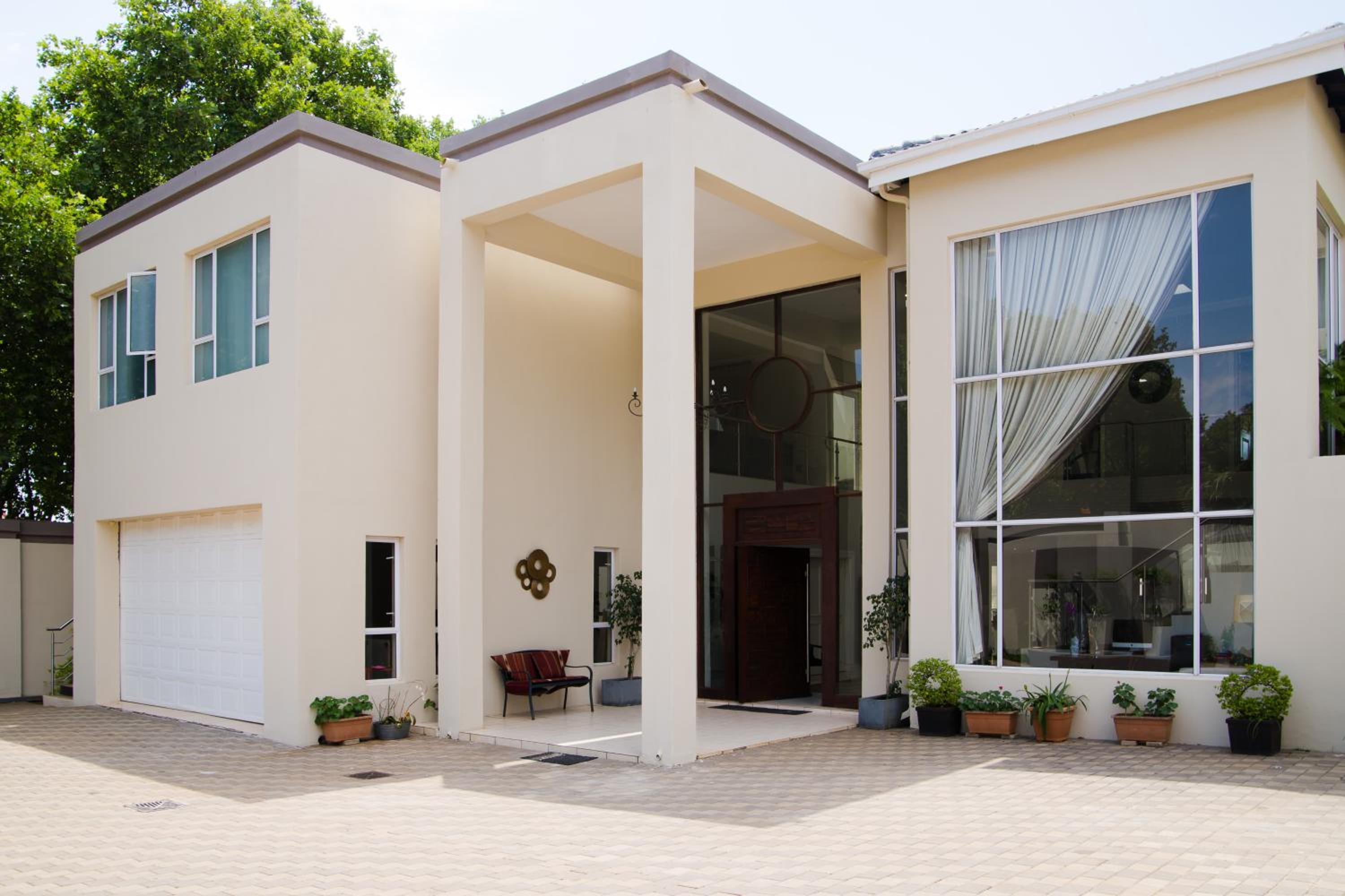 The Houghton Villa