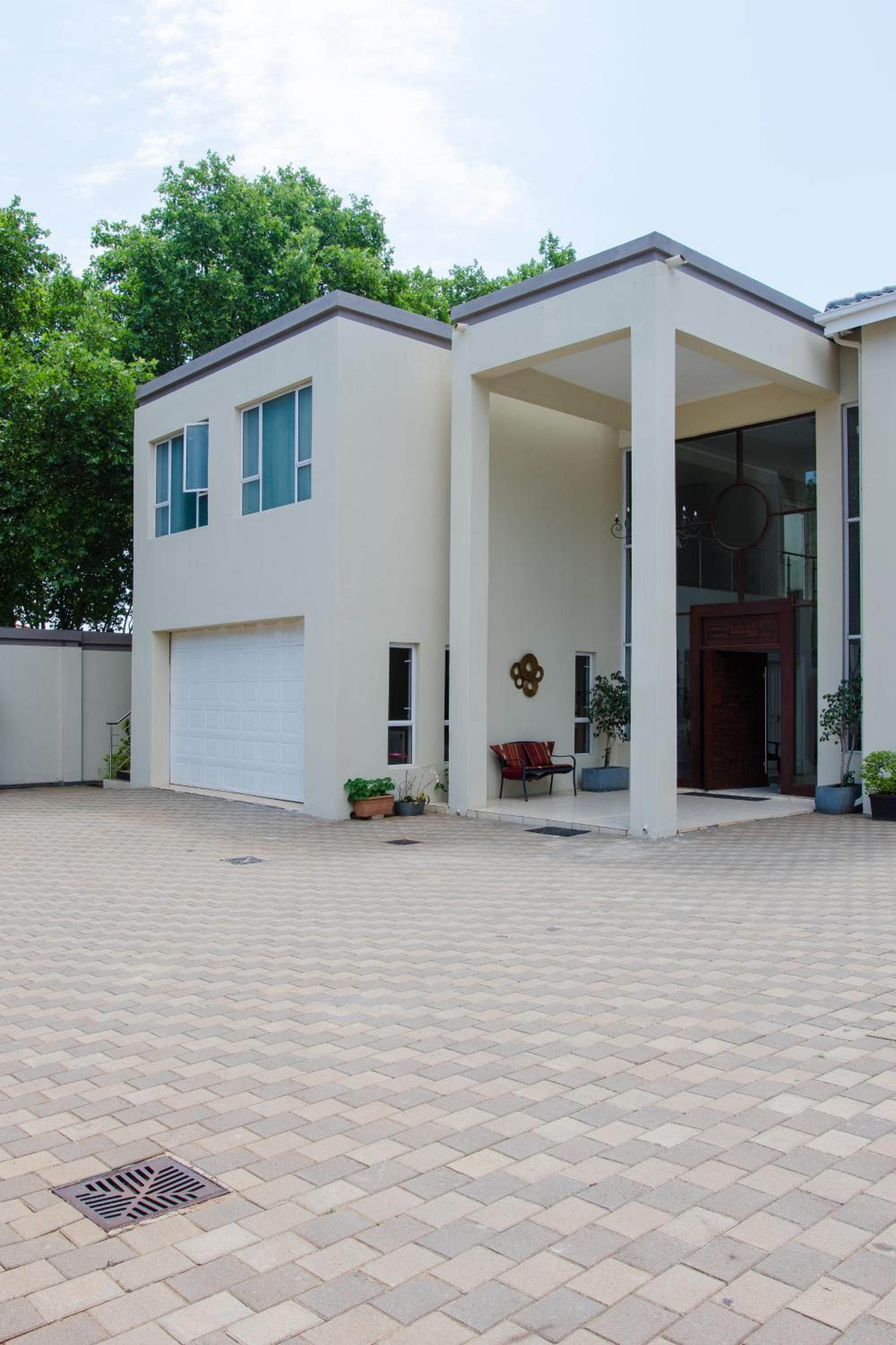 The Houghton Villa