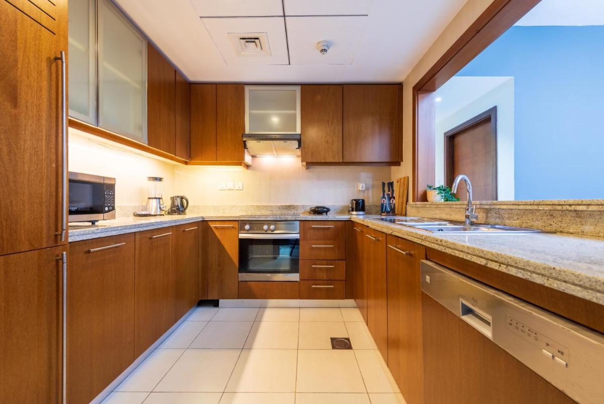 Trinity Holiday Homes - Standpoint Tower