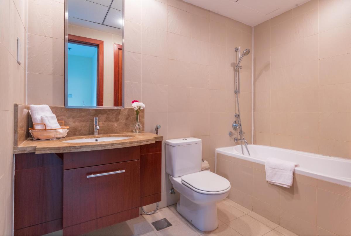 Trinity Holiday Homes - Standpoint Tower