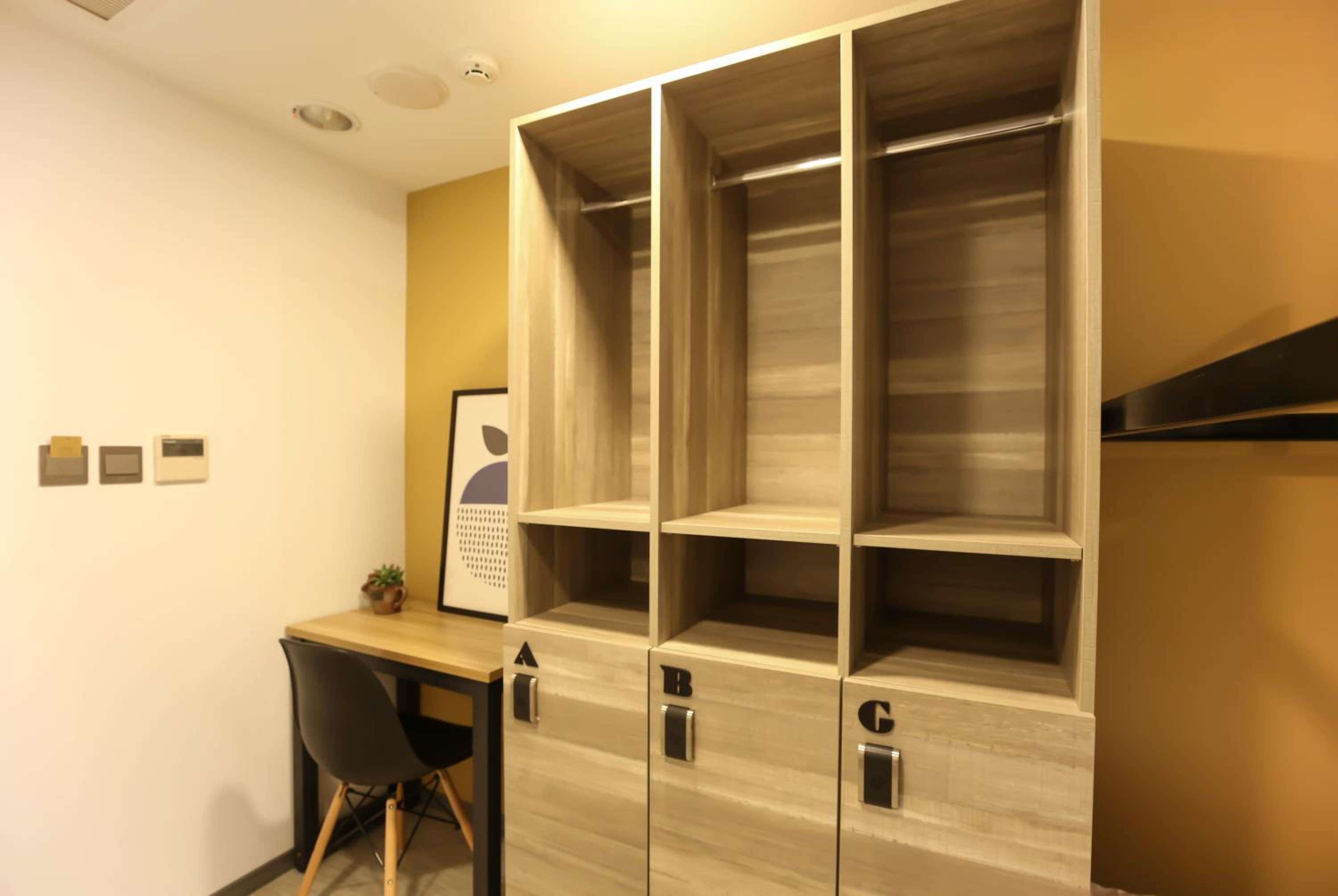 hotel room