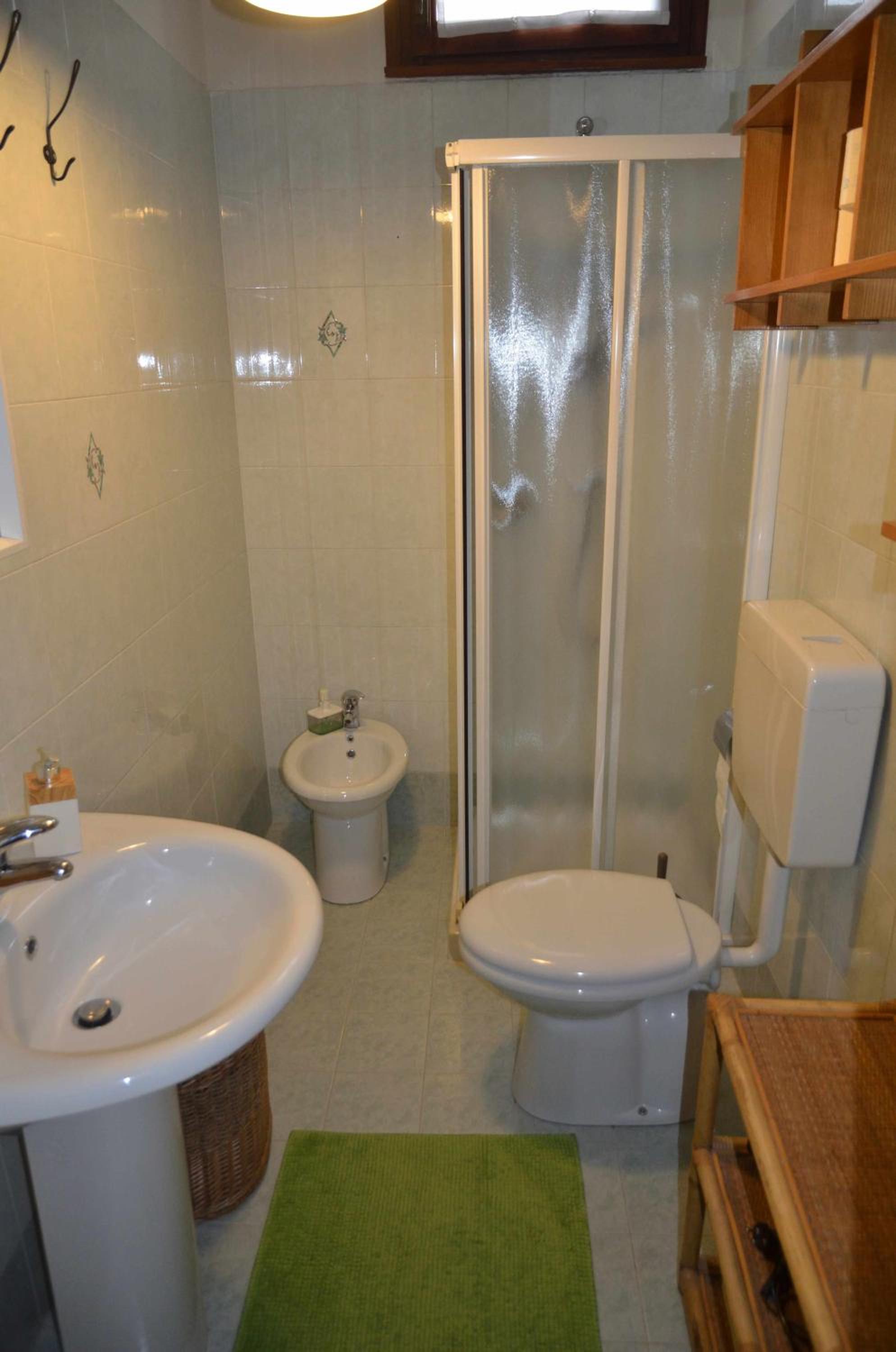 S.Croce Apt. close to Prato della Valle view 4