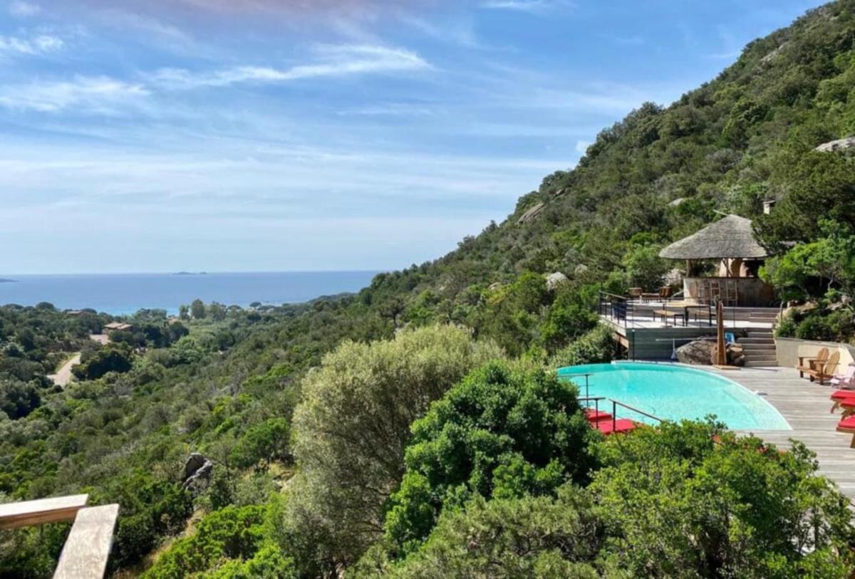 Superbe villa avec piscine chauffée et vue mer à Palombaggia view 4