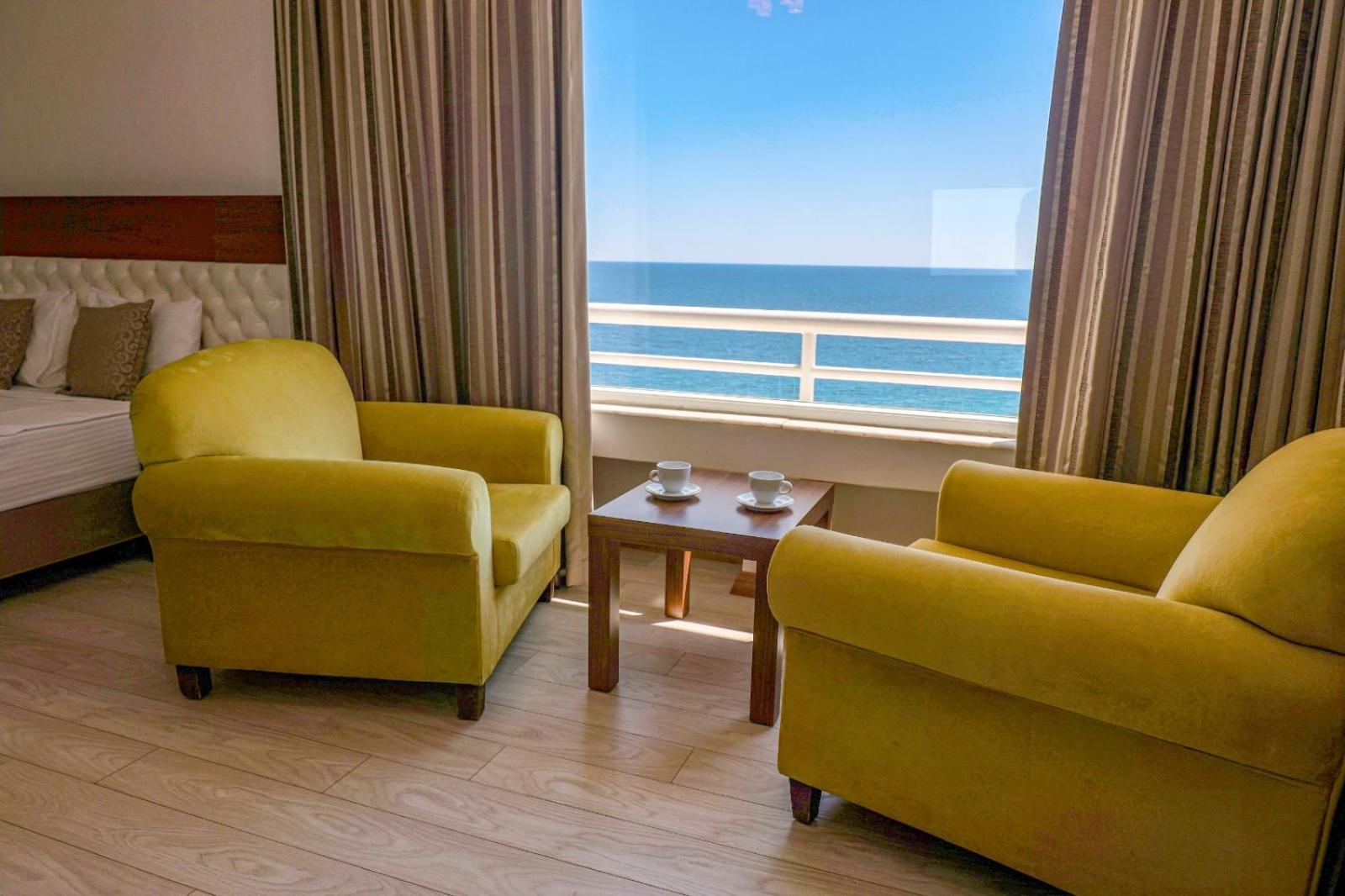 The Corner Park Hotel - Image 50