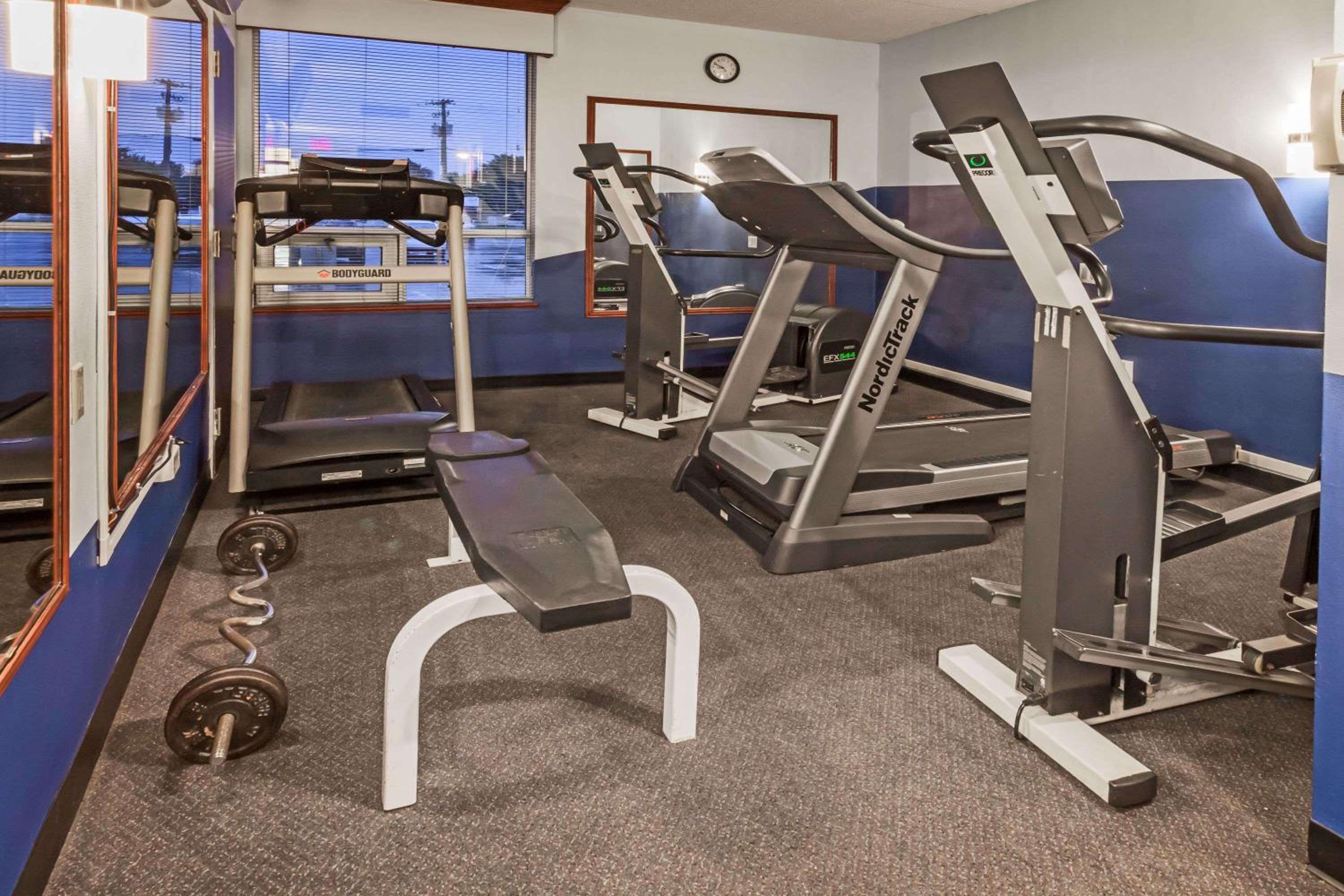 Fredericton Vacations - Ramada by Wyndham Fredericton - Property Image 11