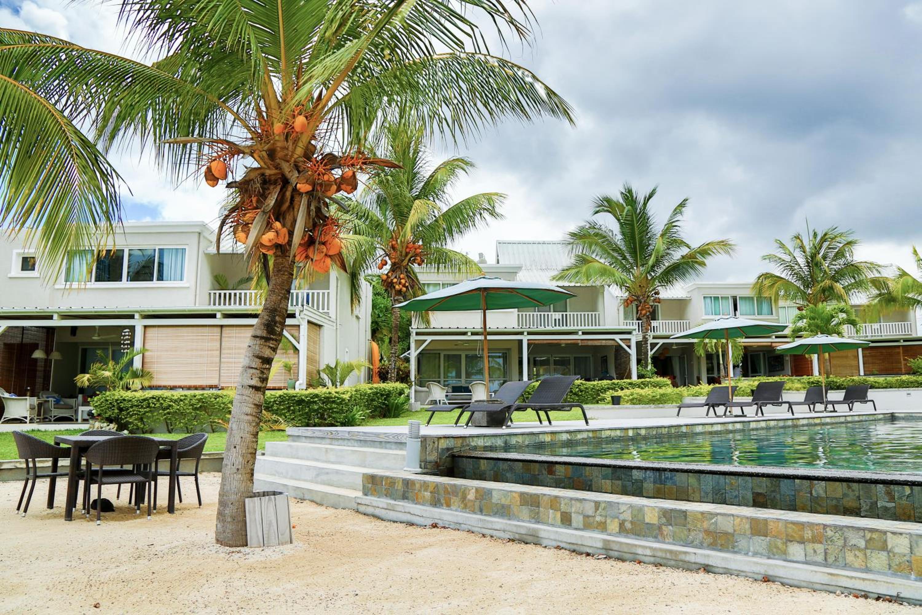 White Oaks Villas