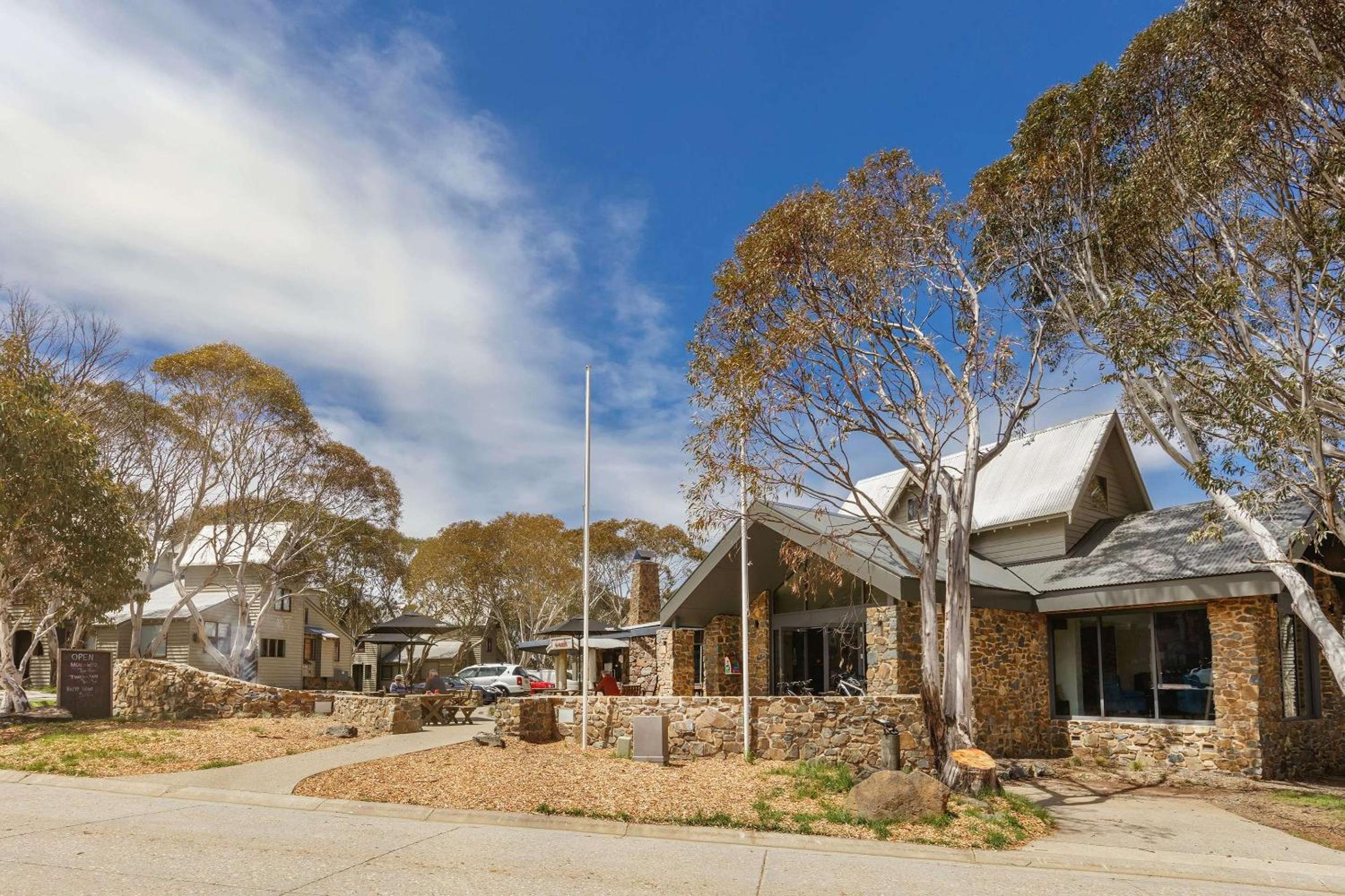 Hotel Club Wyndham Dinner Plain, Trademark Collection by Wyndham - Image 1