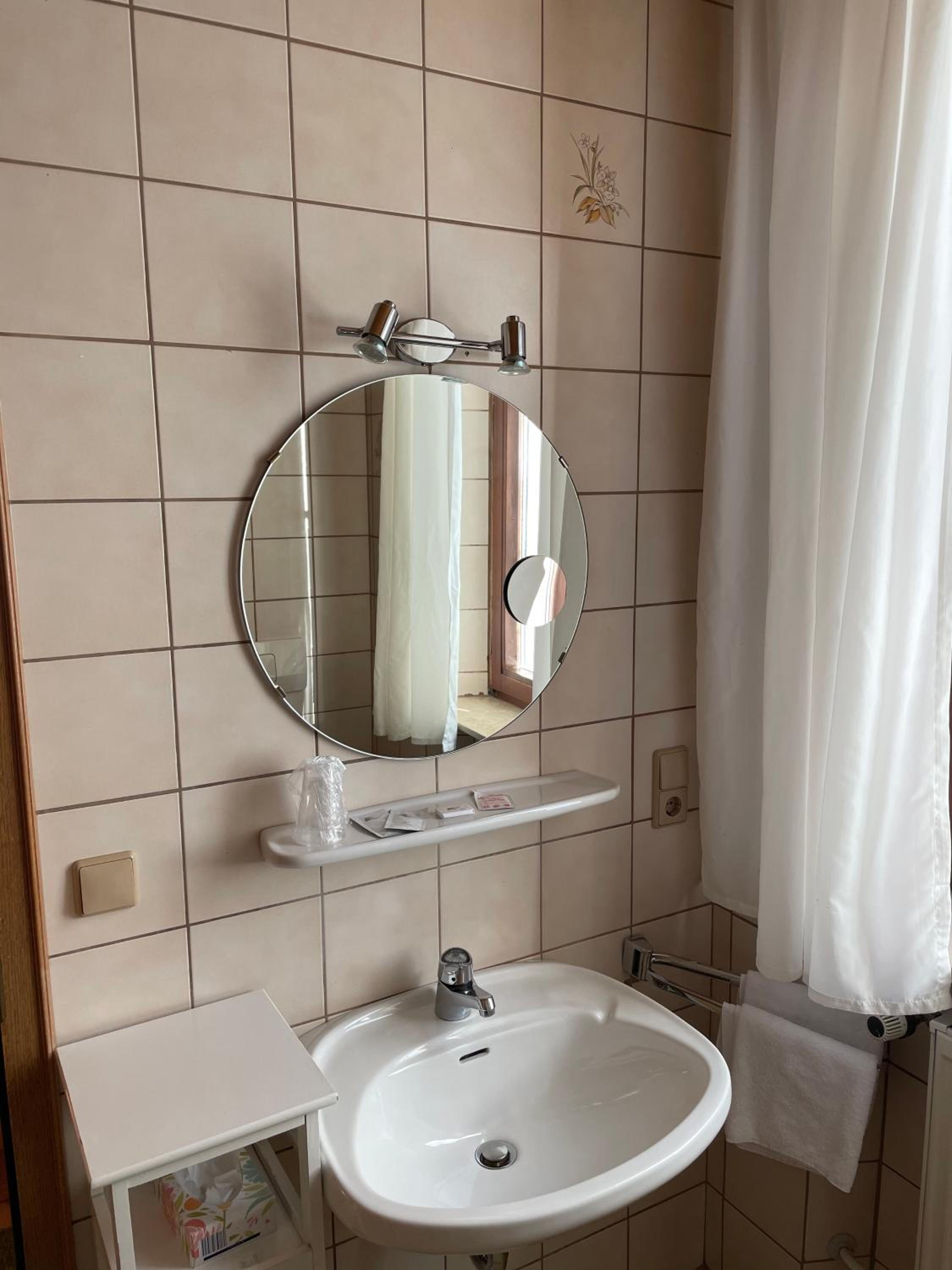 Bayerischer Hof - Property Image 60
