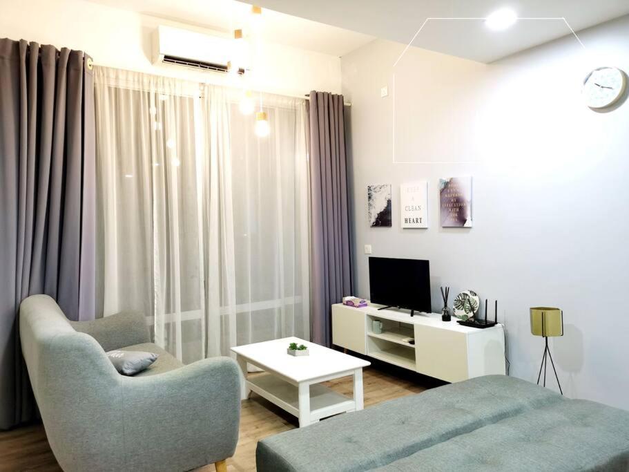 4 to 6 Pax Muji Penthouse Johor Bahru Paradigm UTM