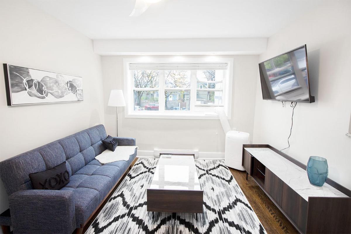 2-bedroom Suite on Corydon Ave, parking included! view 5