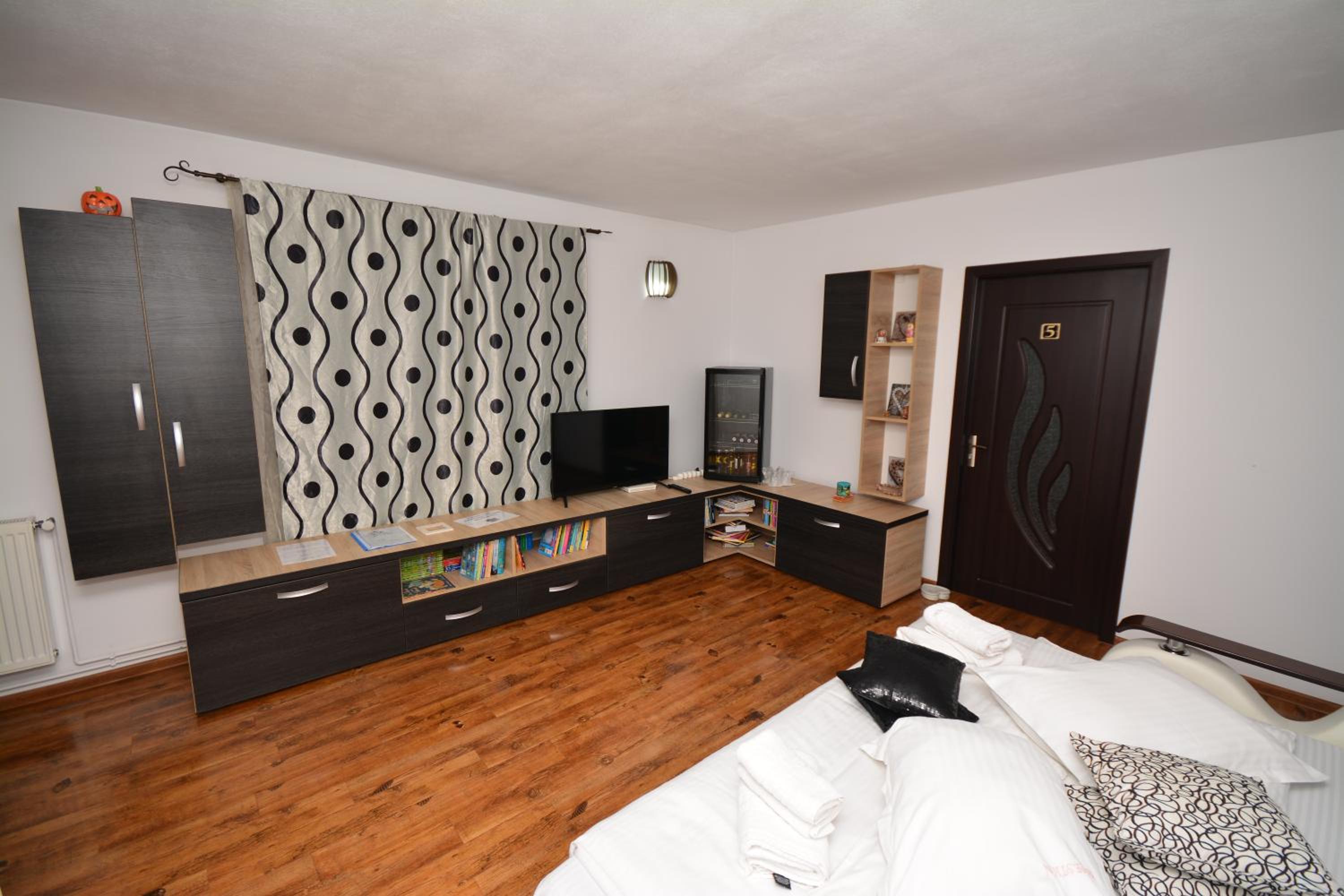 Photo 49