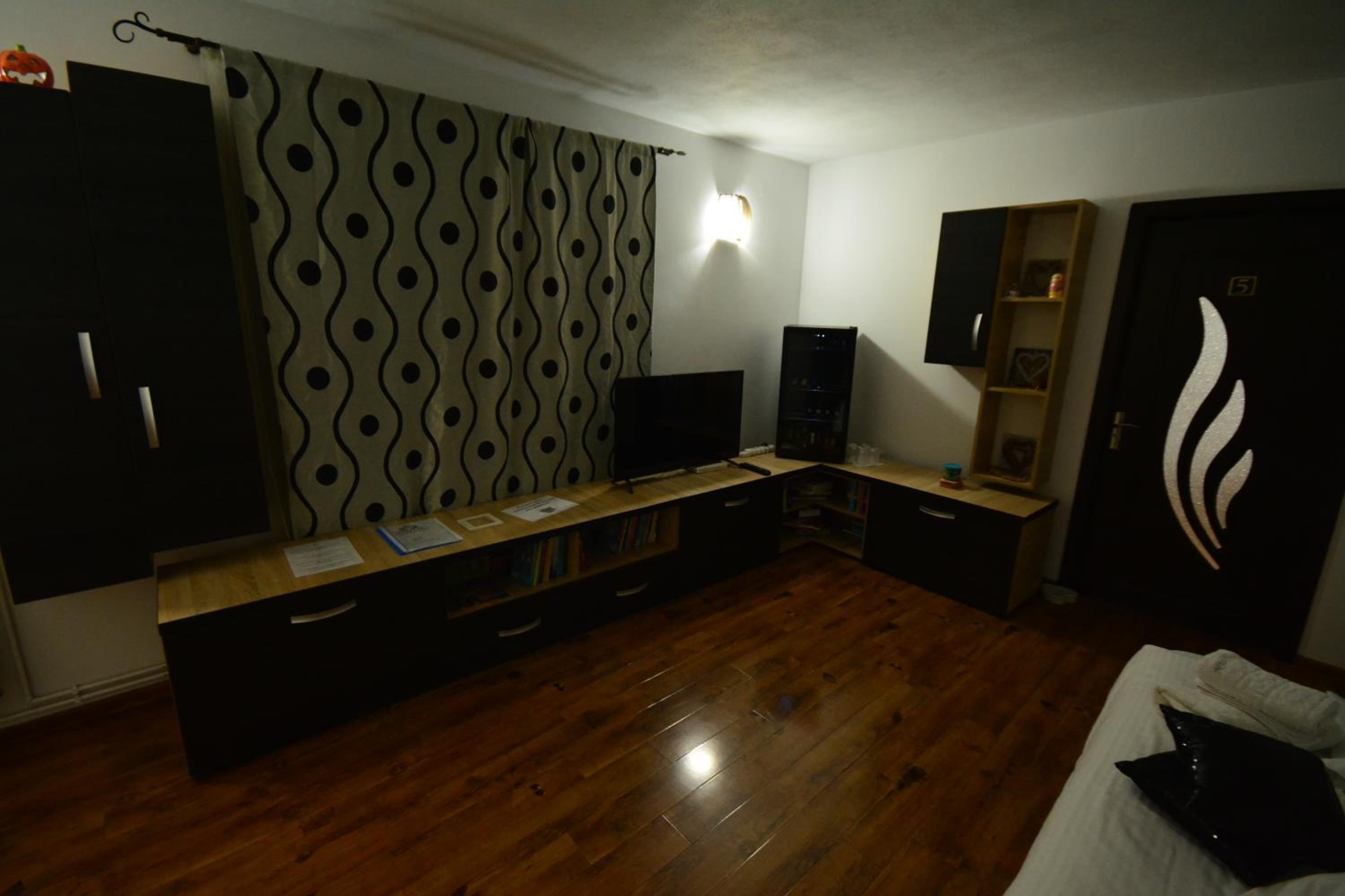 Photo 51