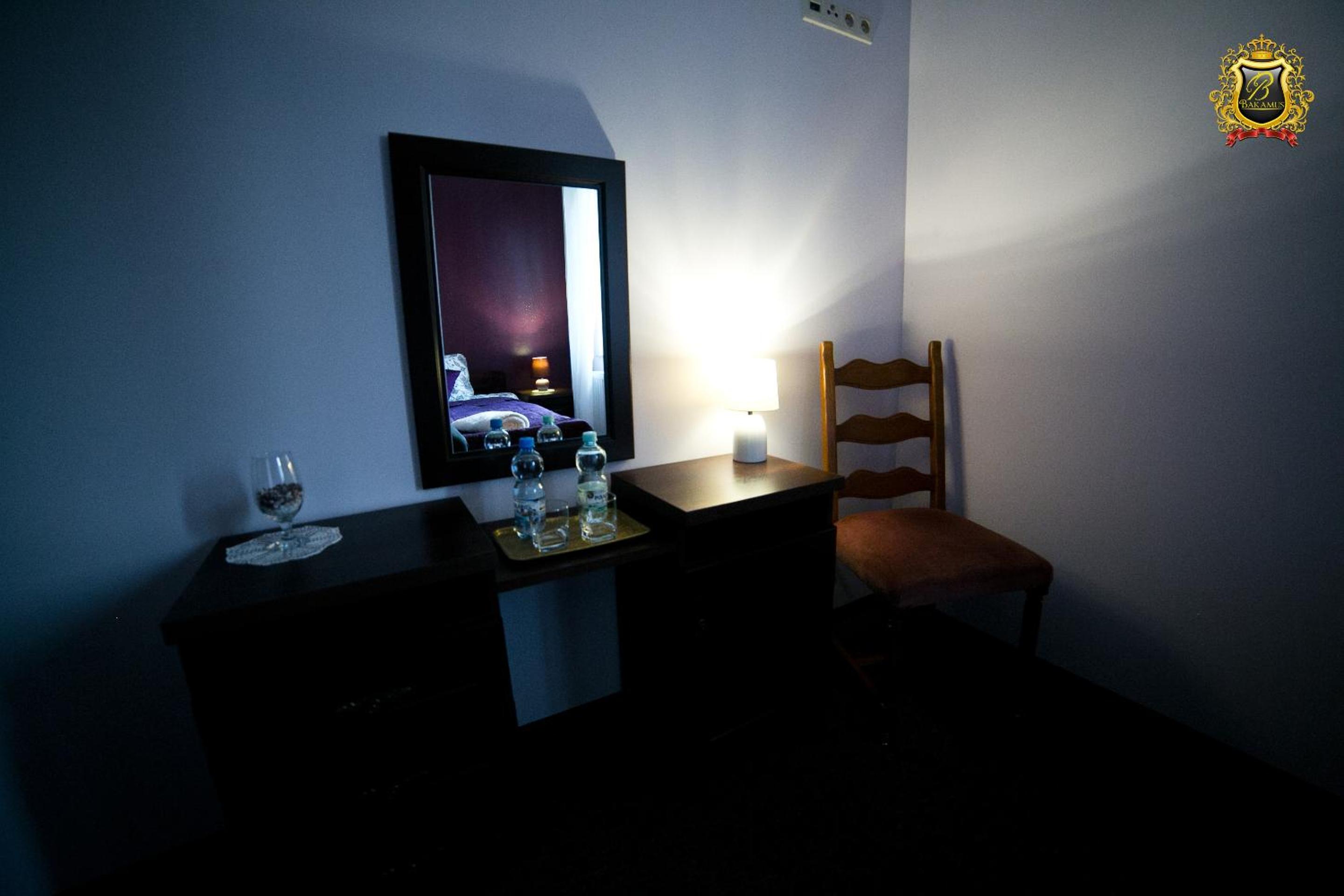 Photo 48