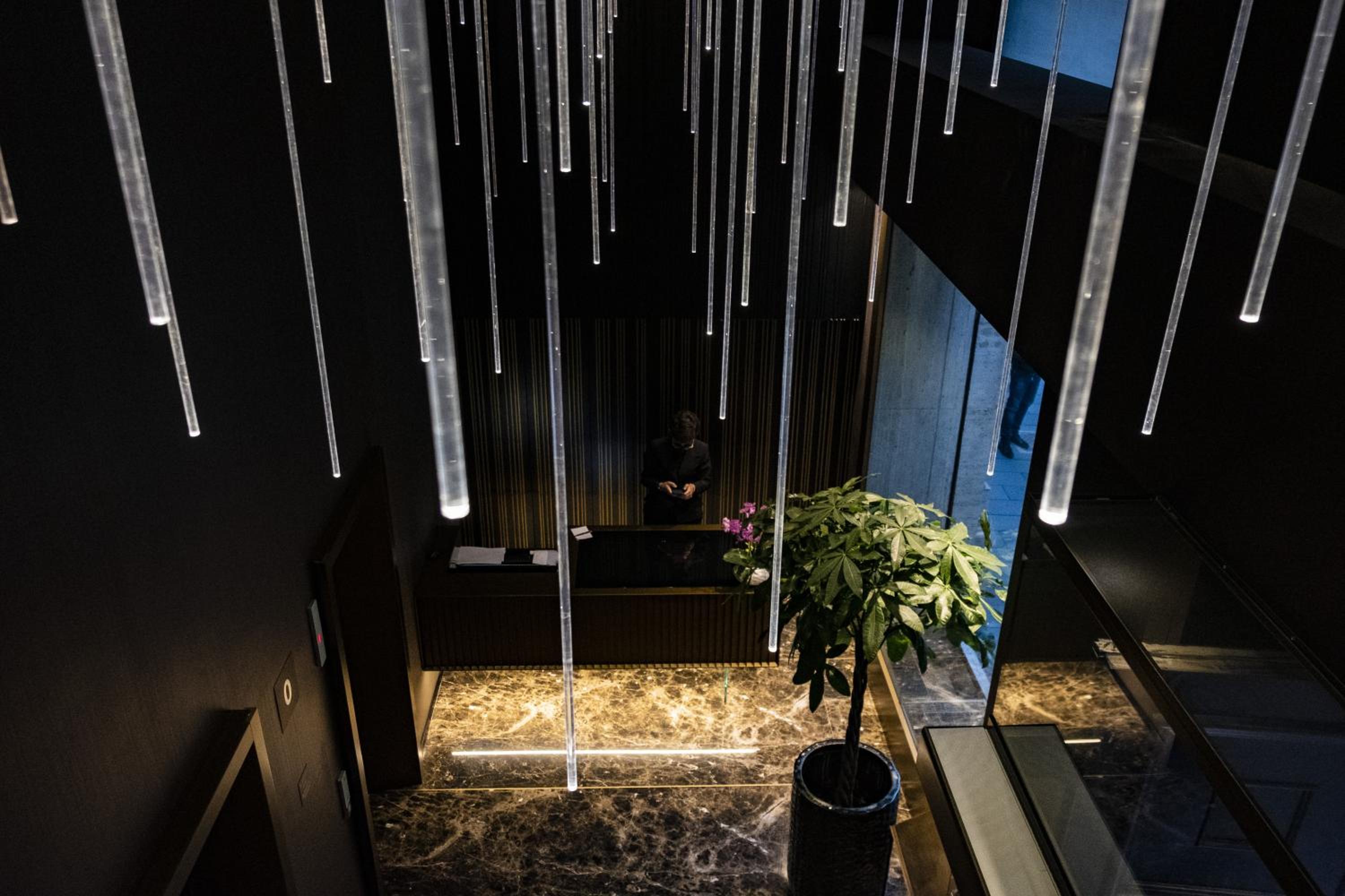 Hotel U-Visionary Roma Hotel - Image 1