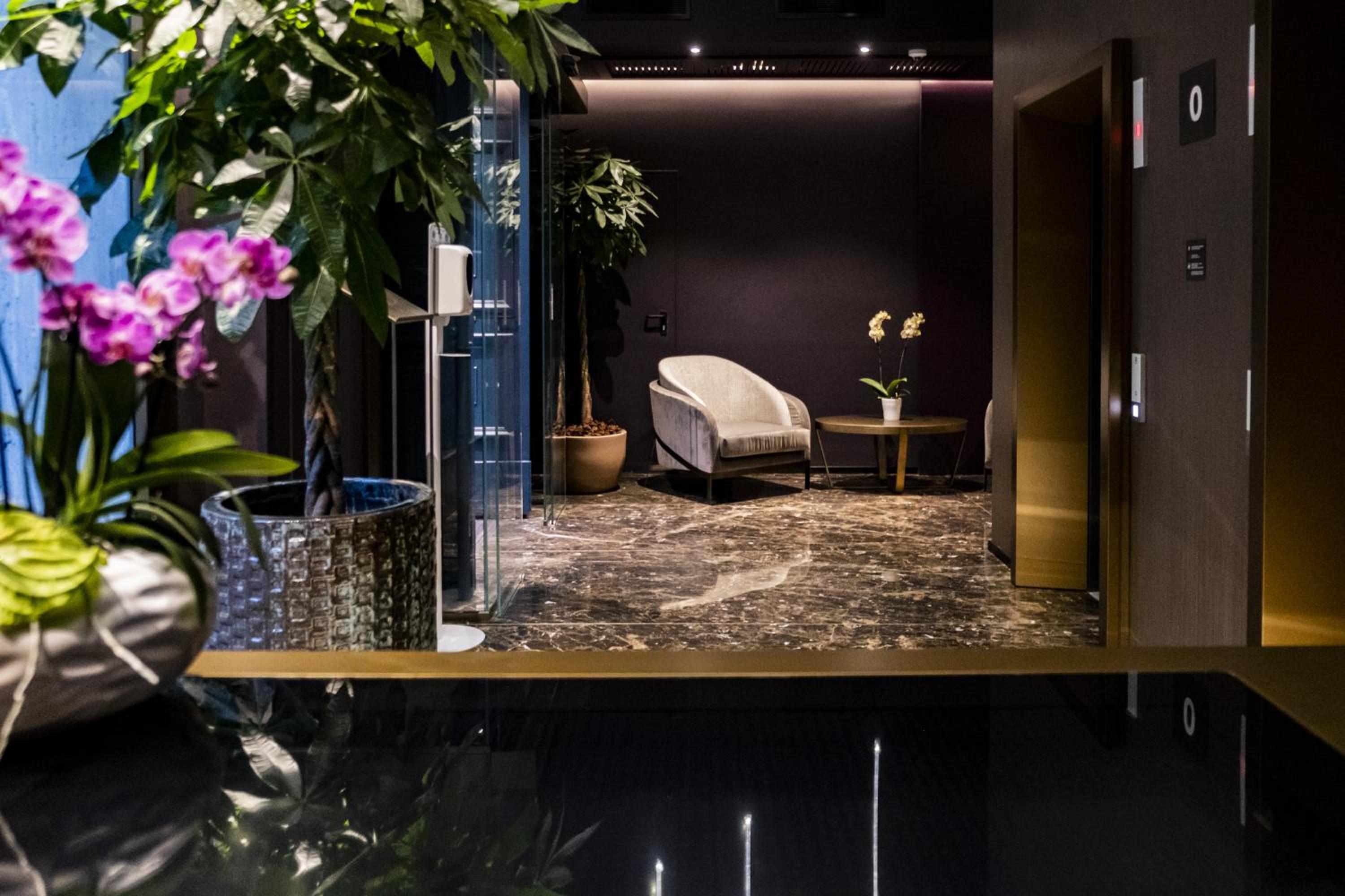 U-Visionary Roma Hotel