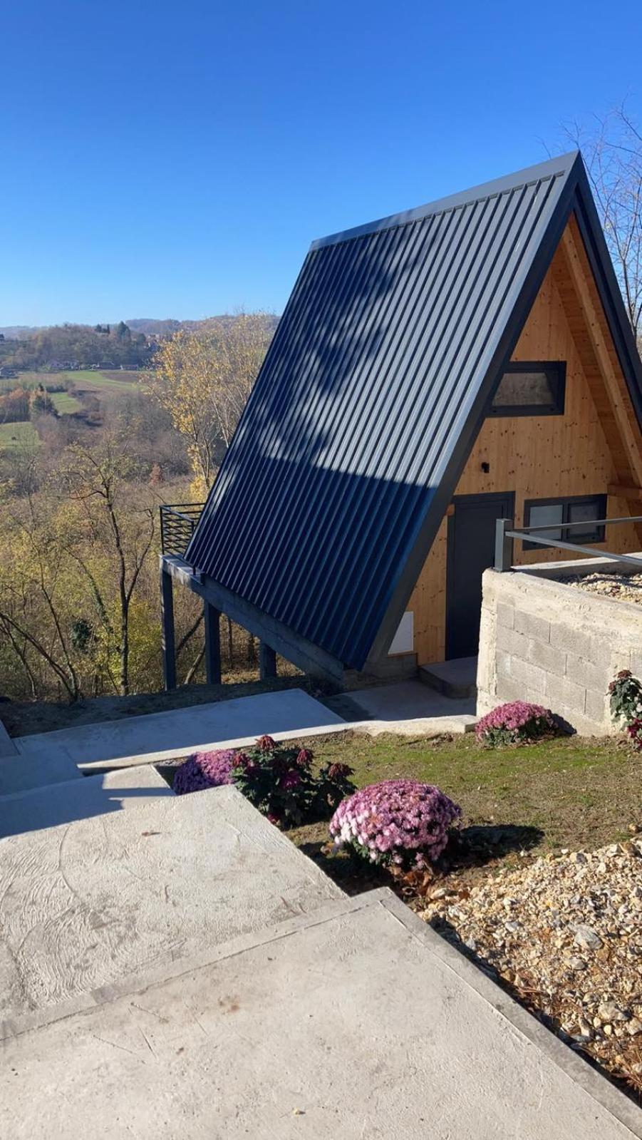 Cool House and Pool, Banja Vrujci